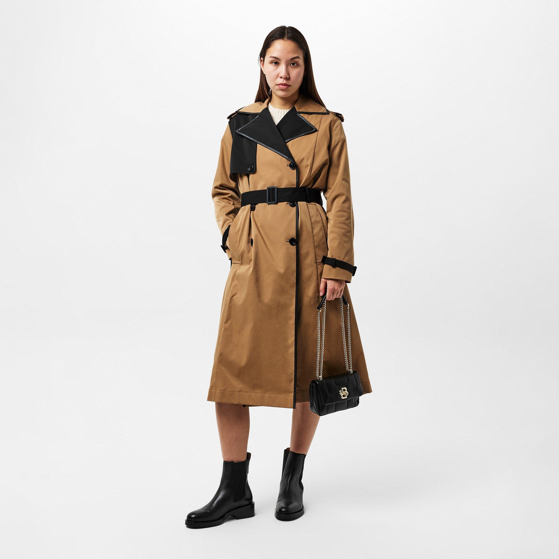 Iryna Chelsea Boots