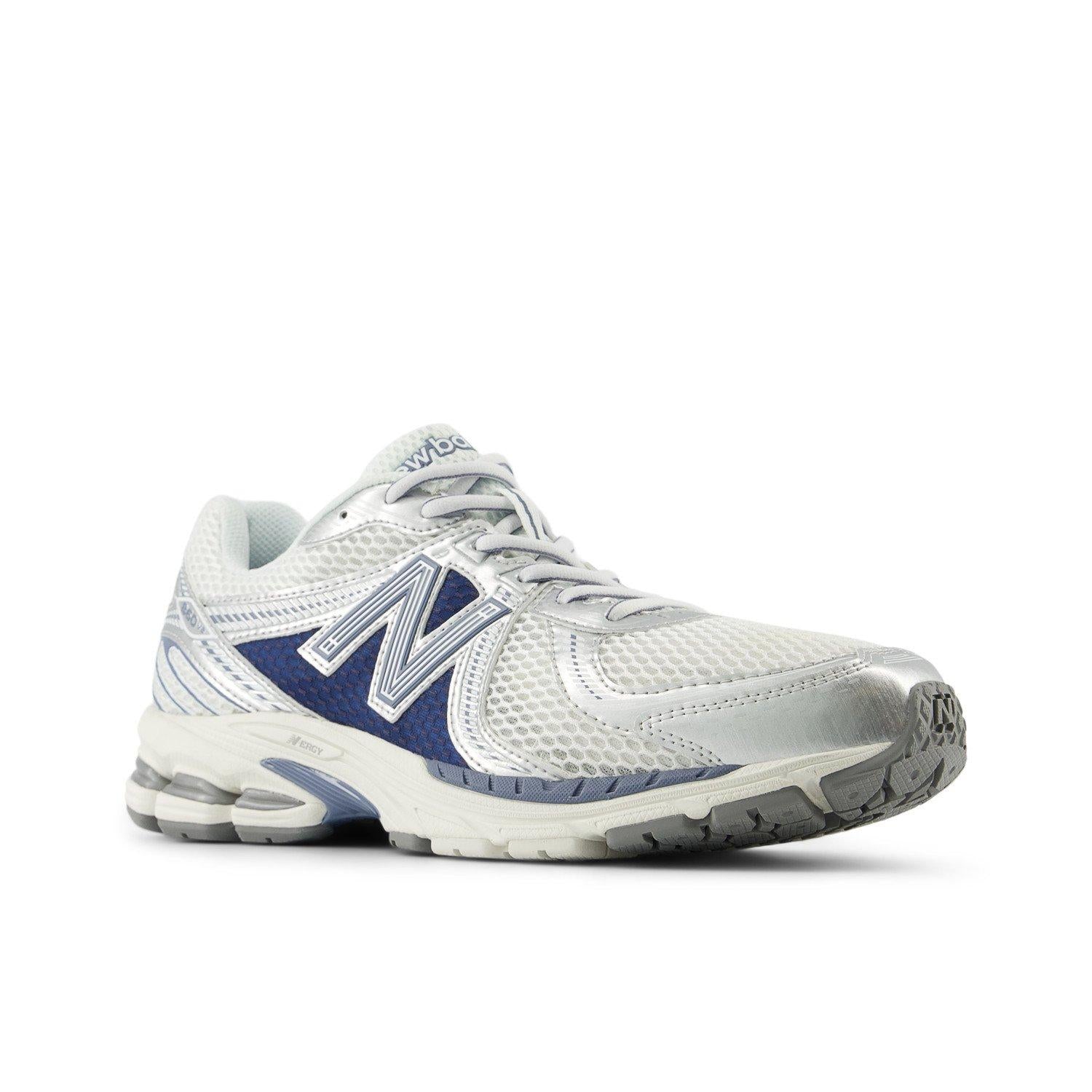 860v2 Shoes