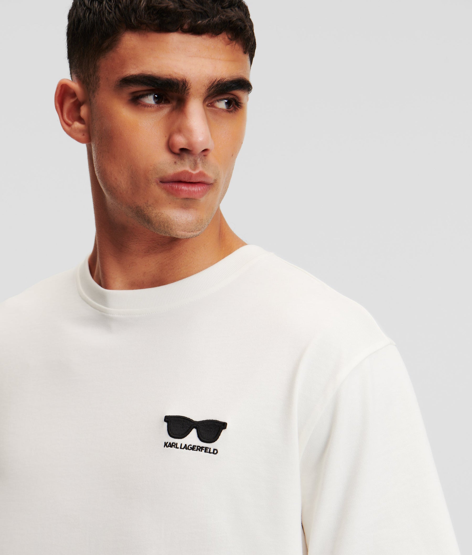 SUNGLASSES T-SHIRT