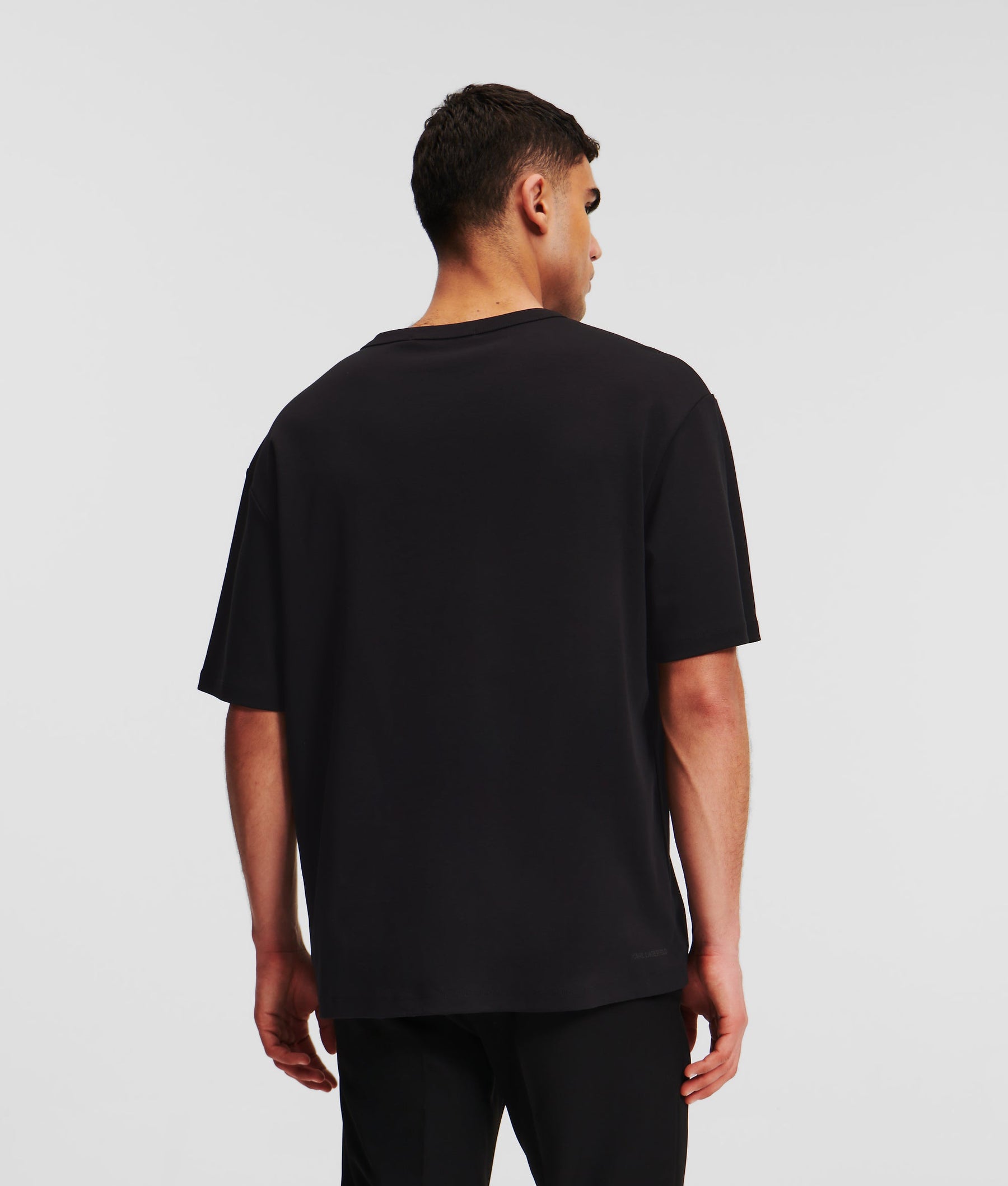 OVERSIZED SUNGLASSES T-SHIRT
