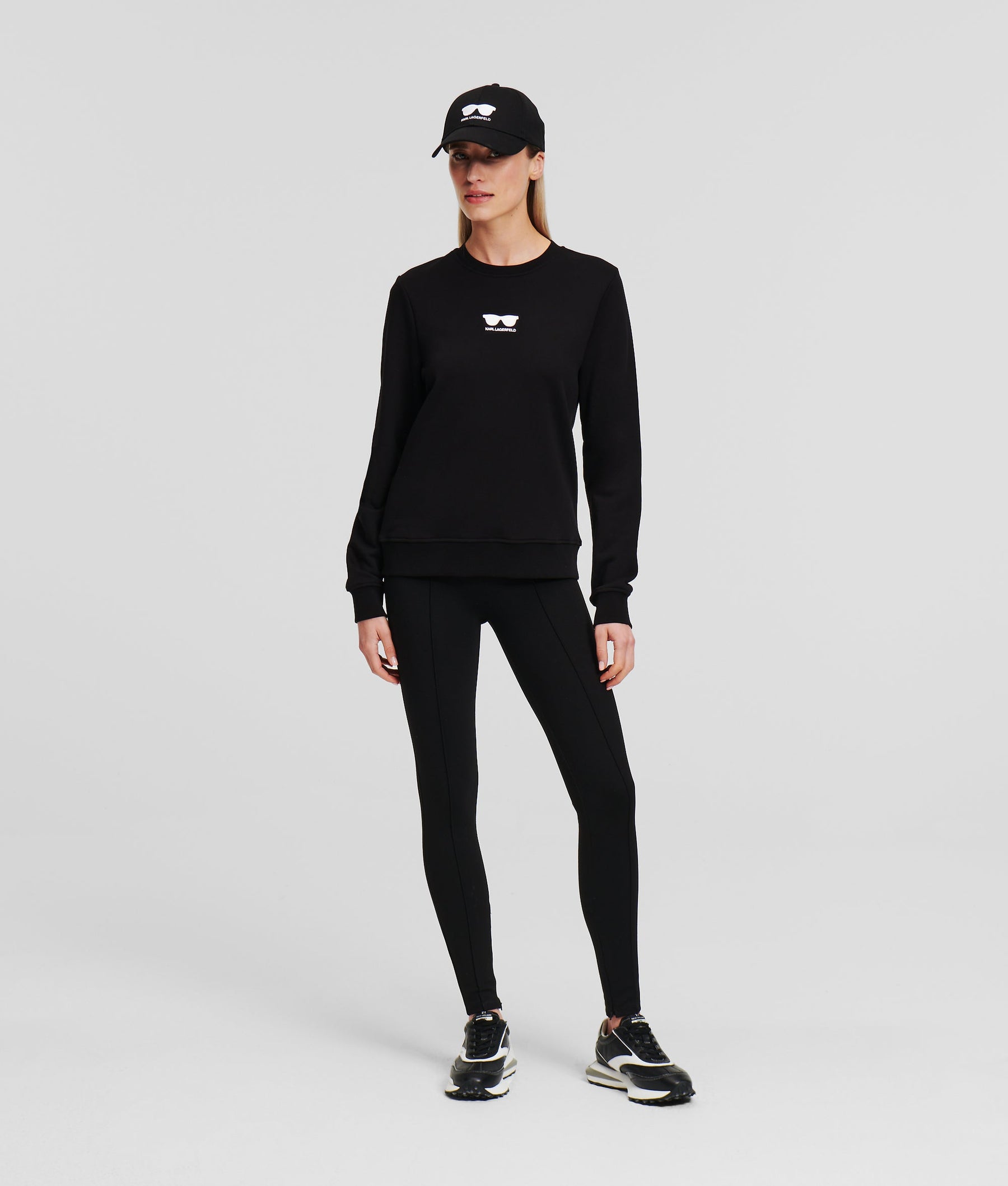 SUNGLASSES SWEATSHIRT