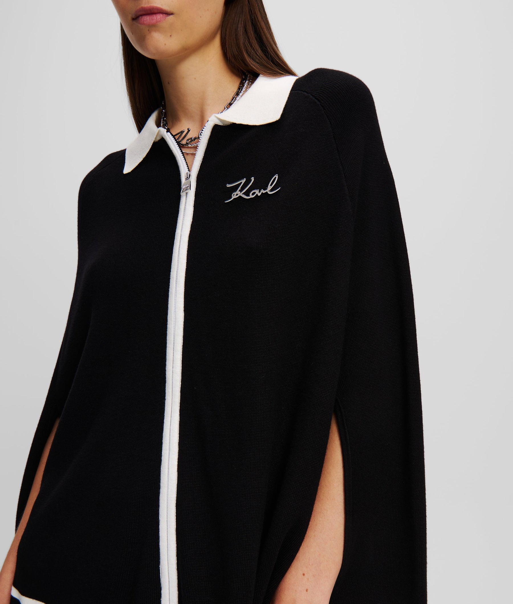 KARL ESSENTIAL CAPE