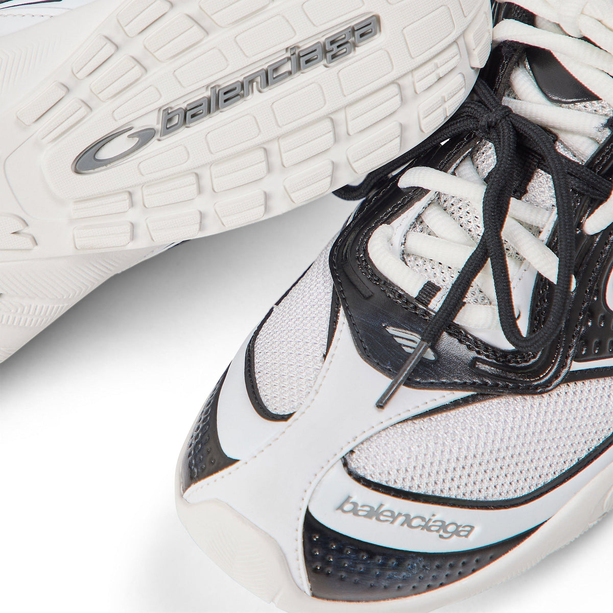 Low-Top Trainers