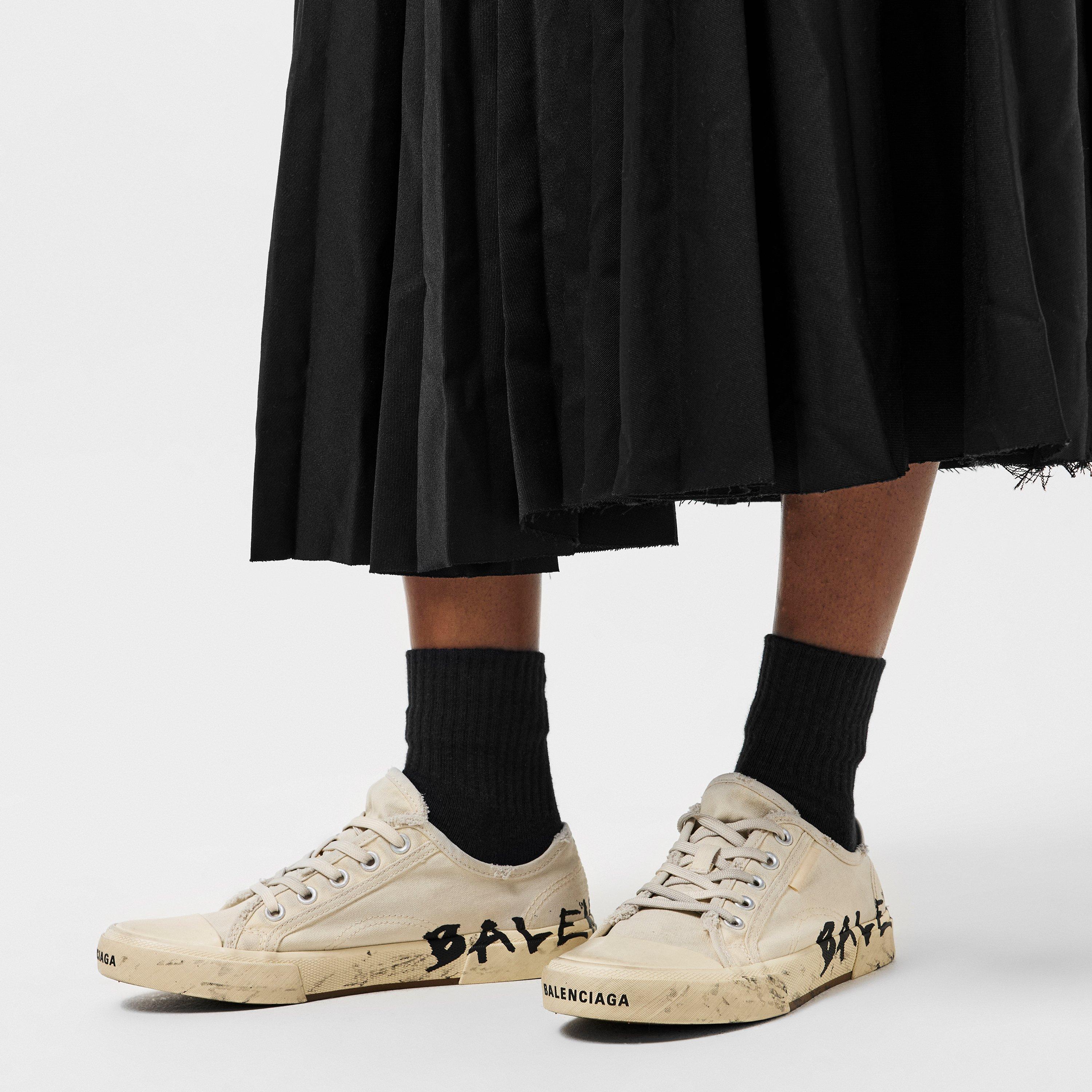 Low Trainers