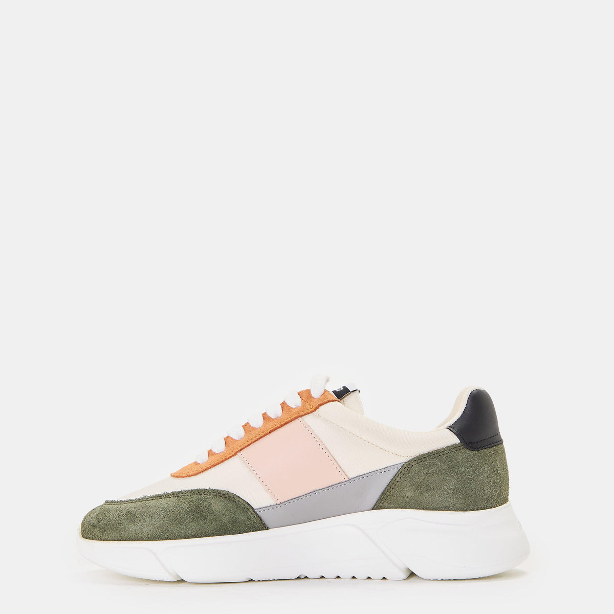 Low-Top Trainers