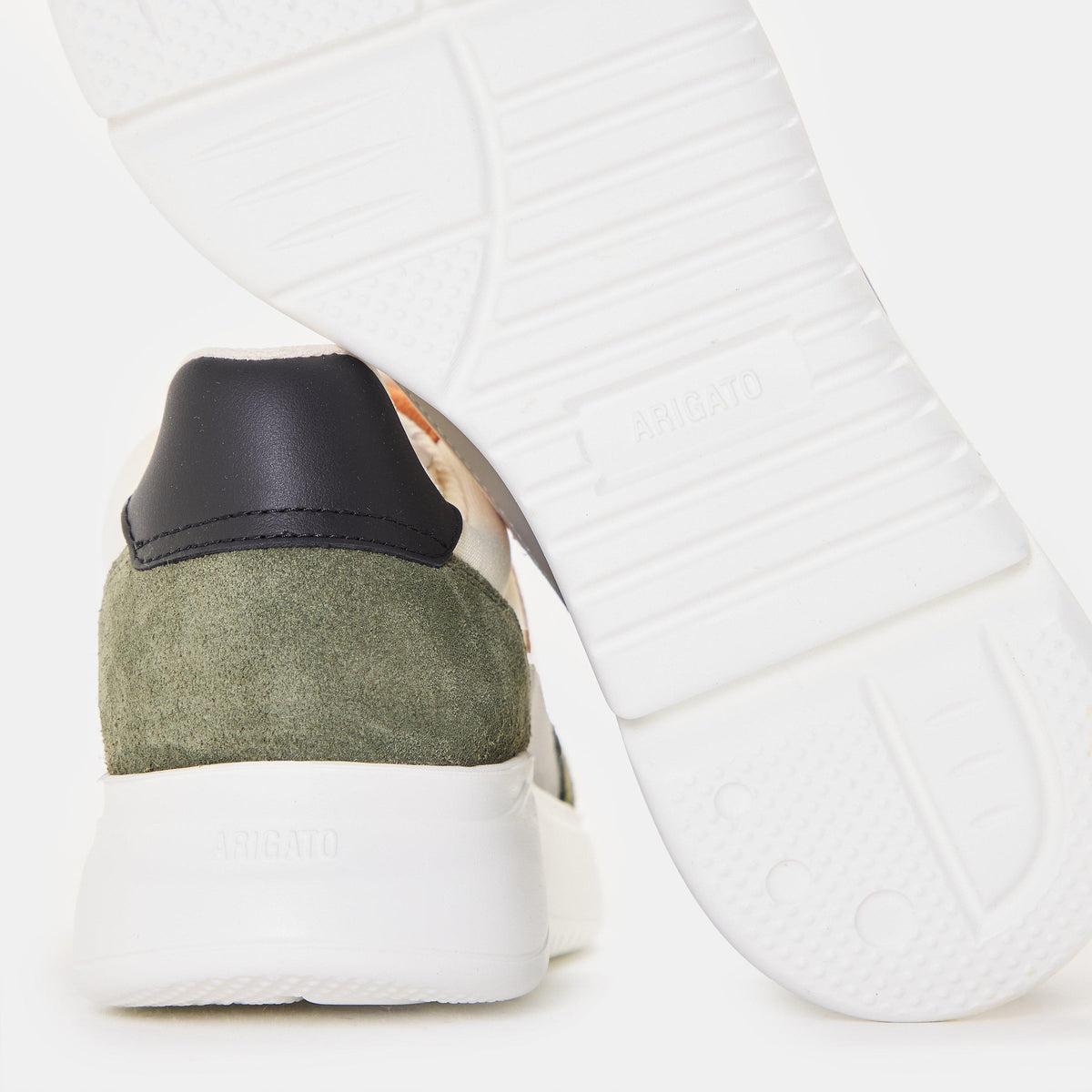 Low-Top Trainers