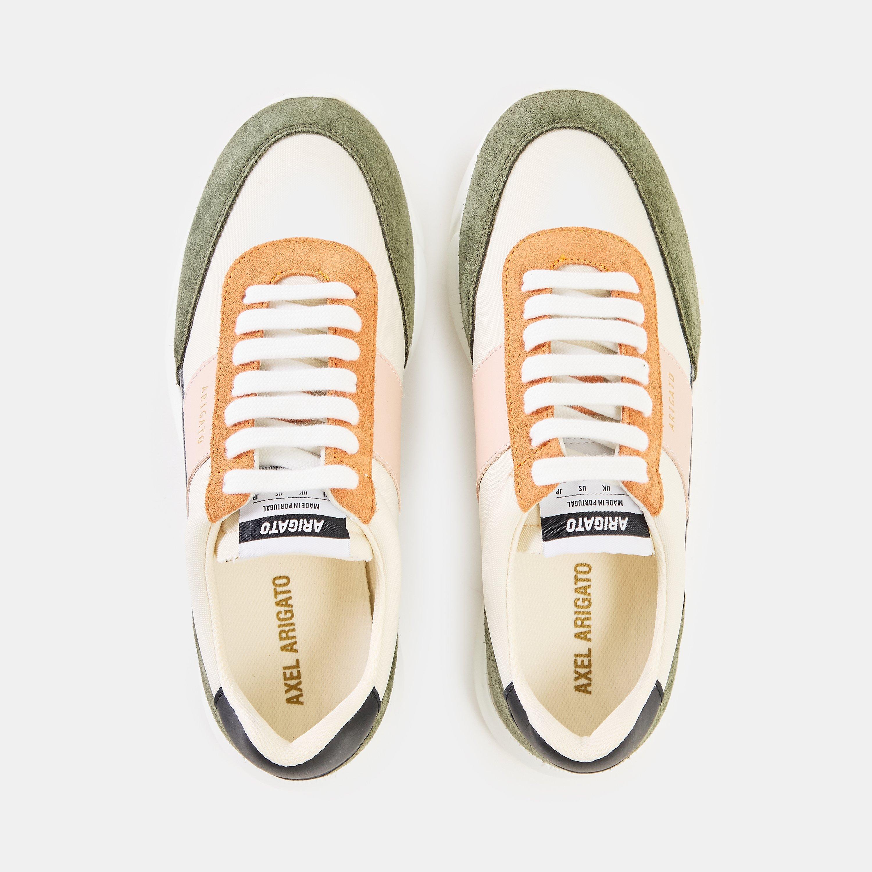 Low-Top Trainers