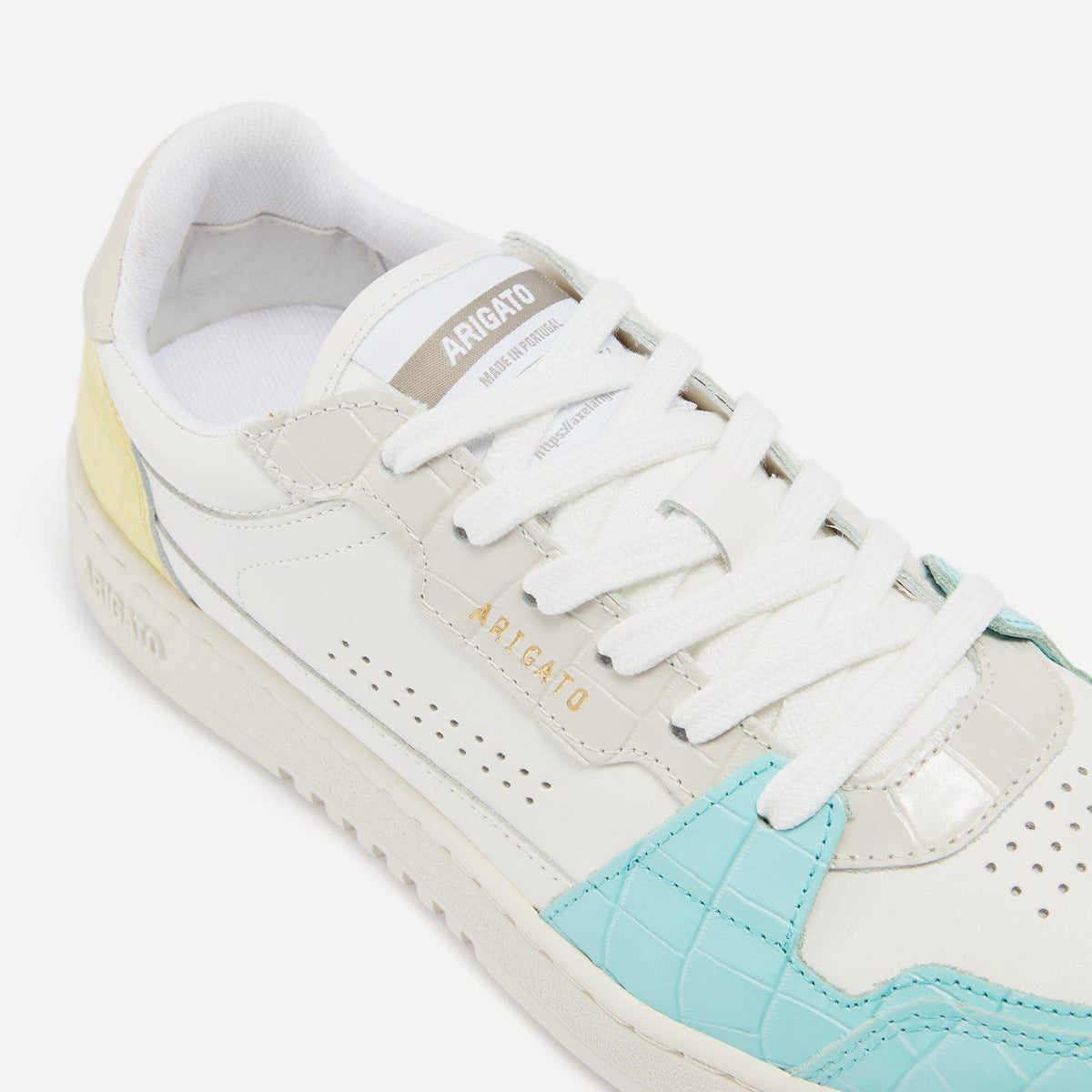 Low-Top Trainers