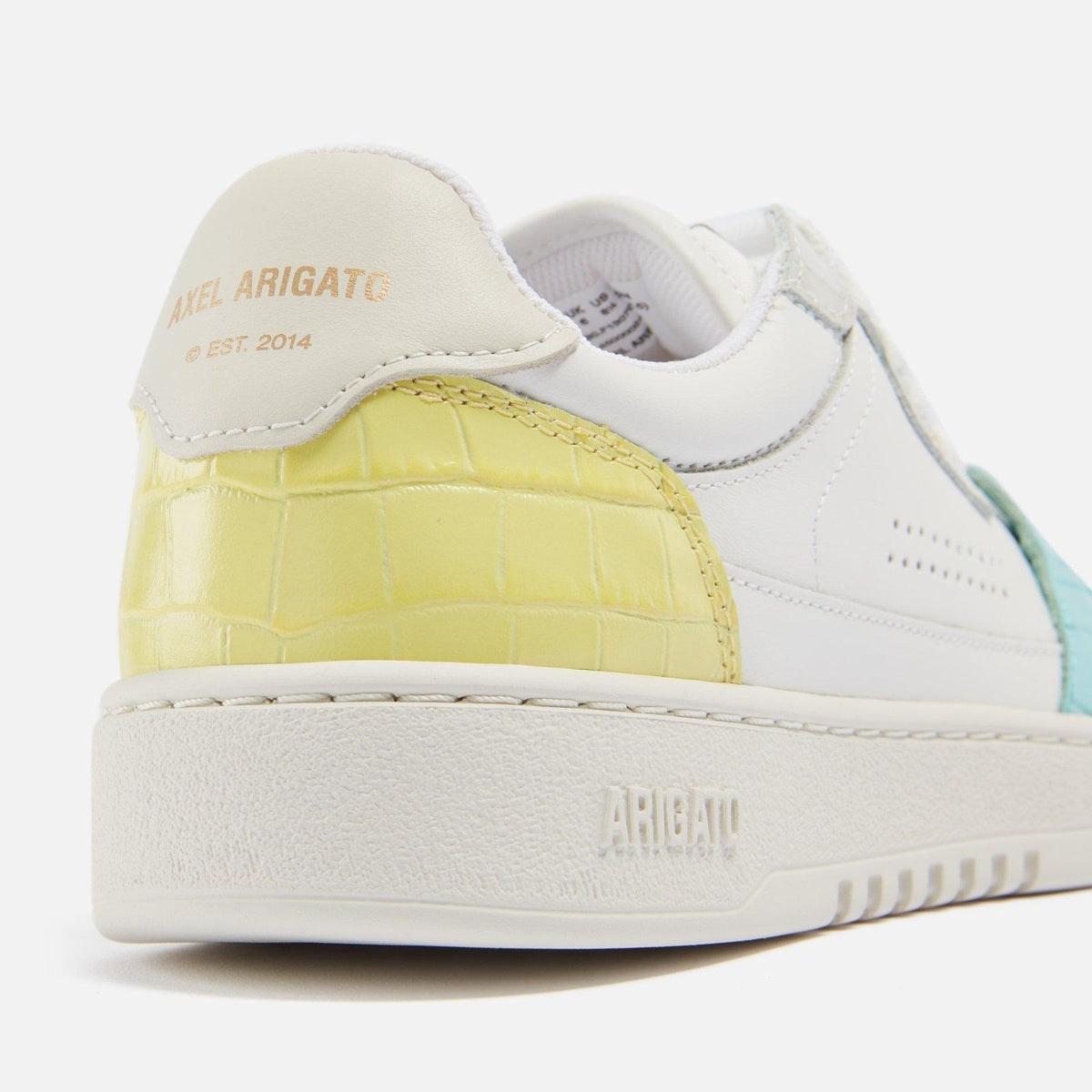 Low-Top Trainers