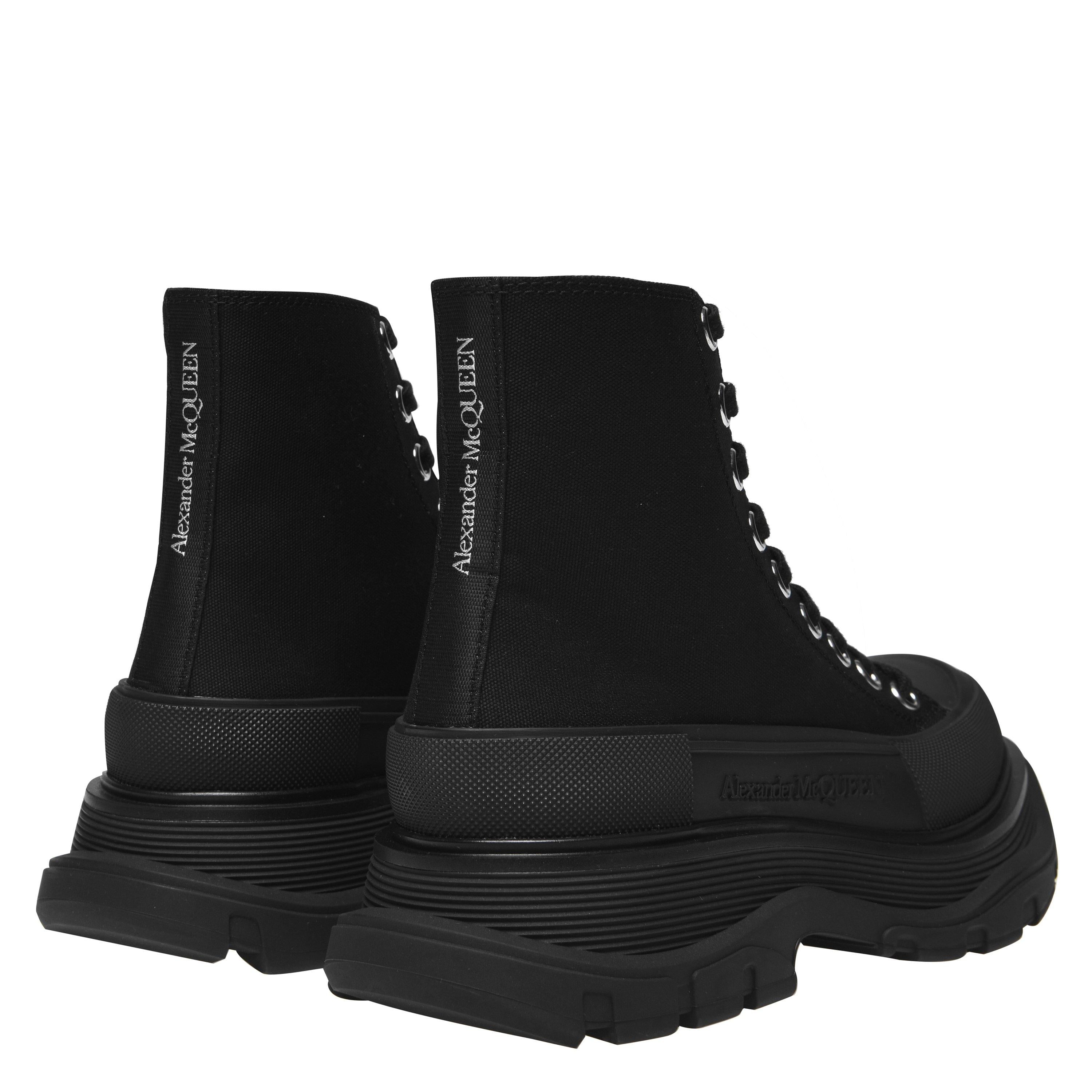 Tread Slick Boots