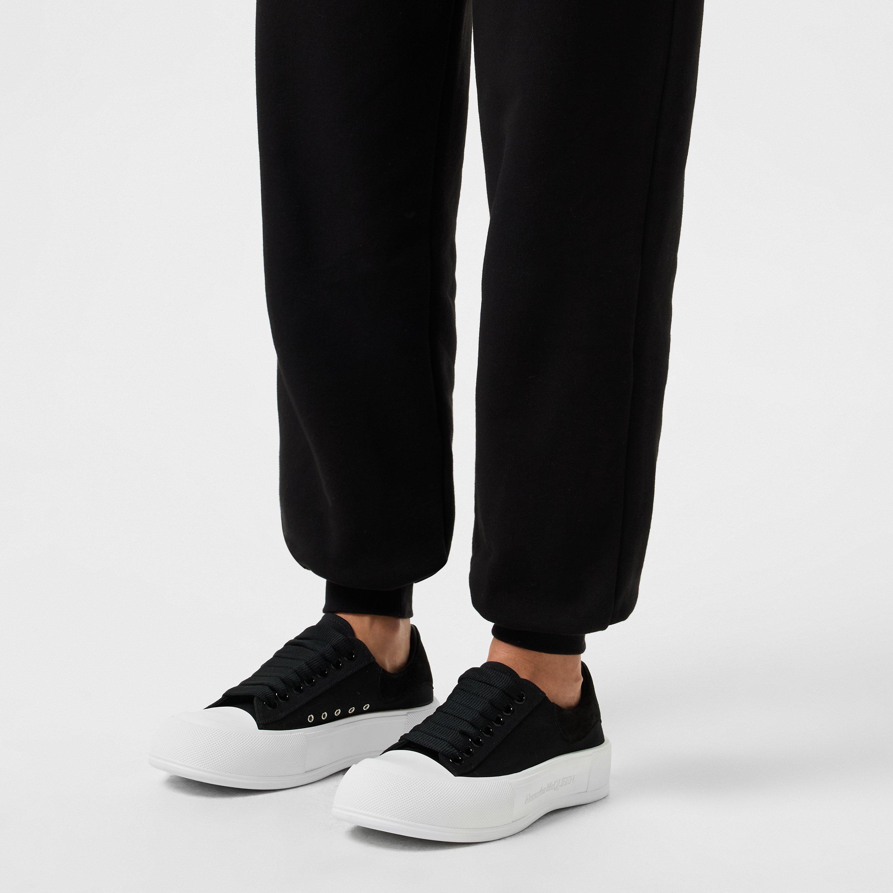 Deck Lace Up Plimsoll Trainers