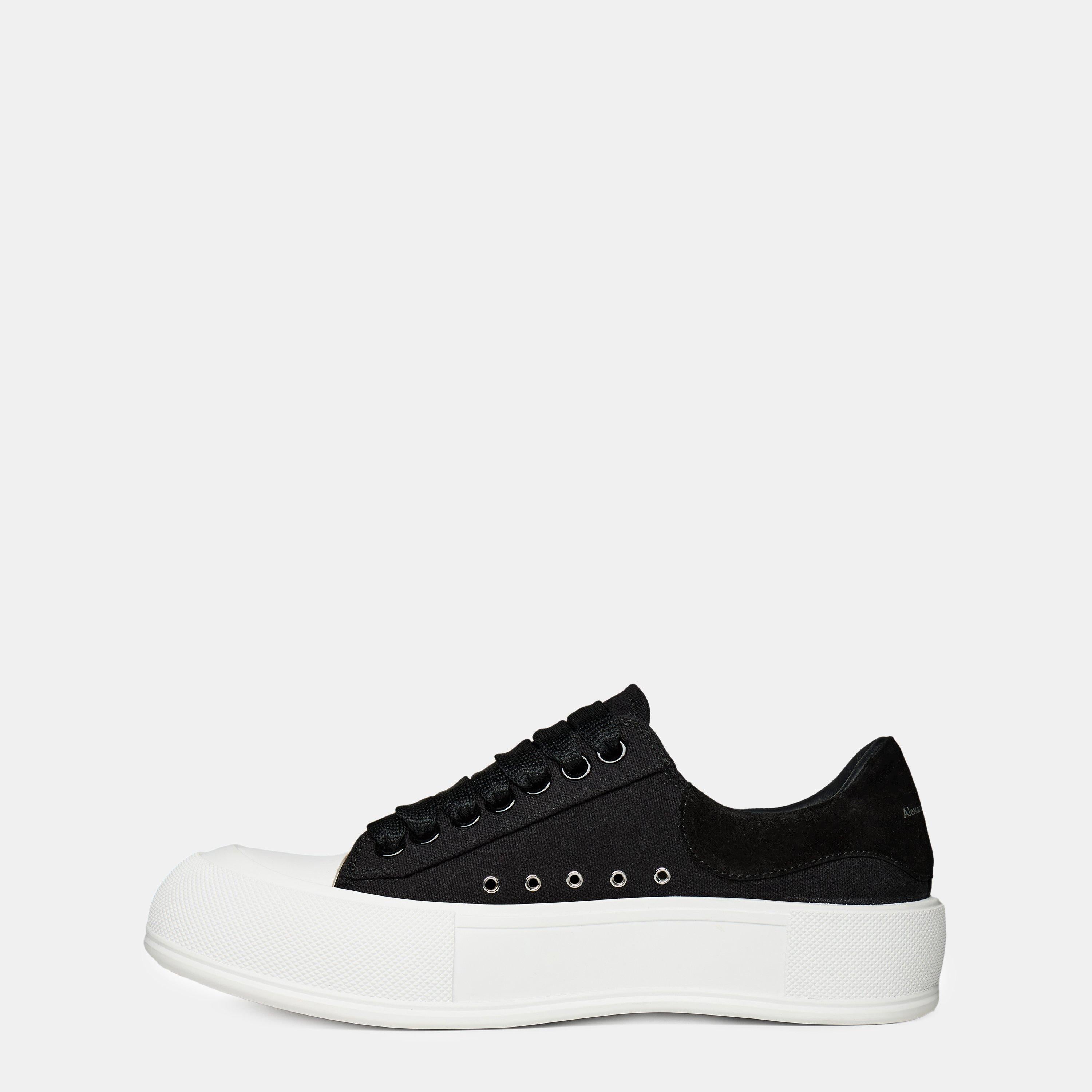 Deck Lace Up Plimsoll Trainers