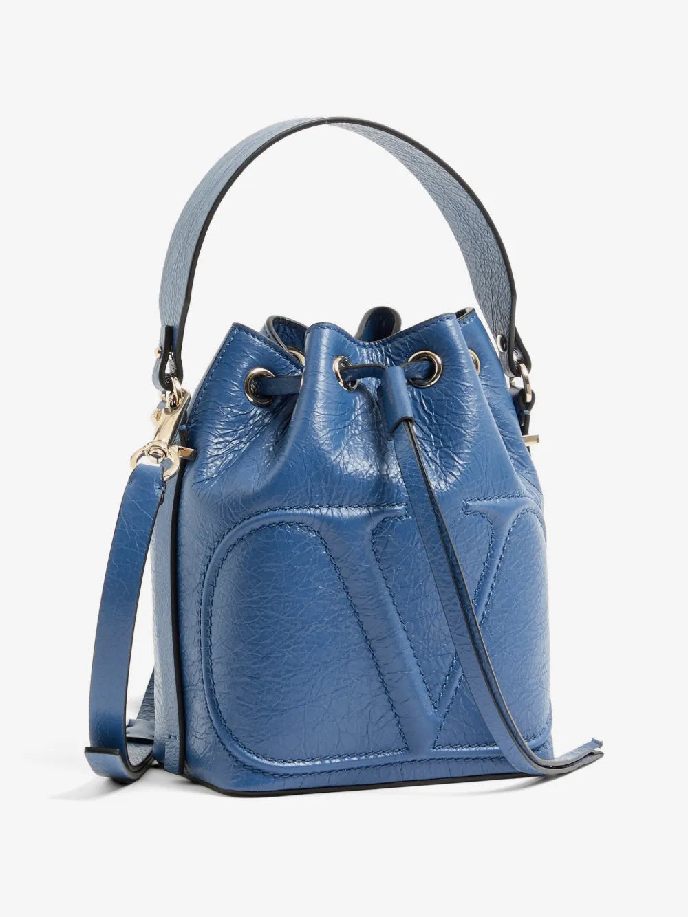 VLogo Walk bucket bag in nappa leather