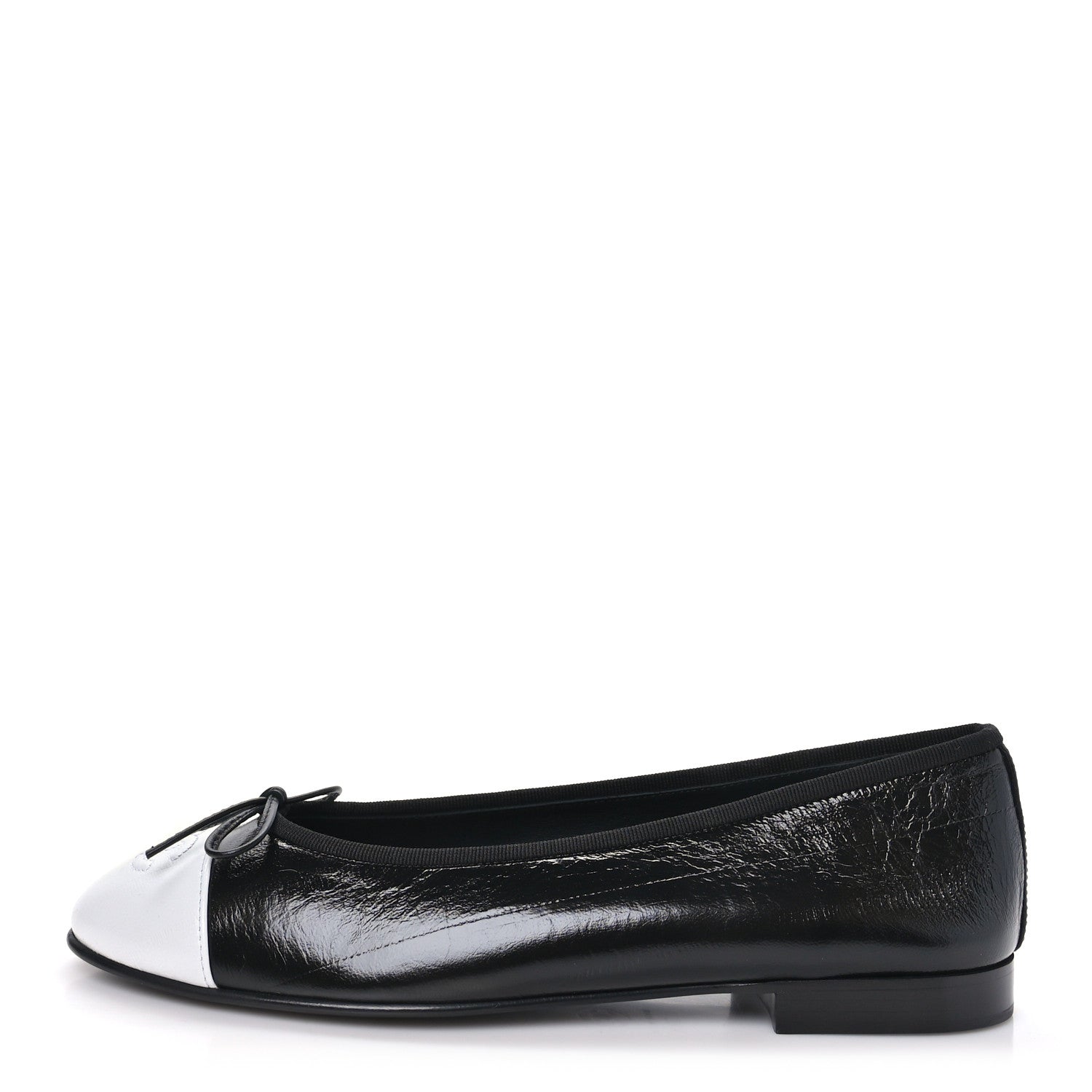 Crumpled Shiny Lambskin Cap Toe CC Ballerina Flats