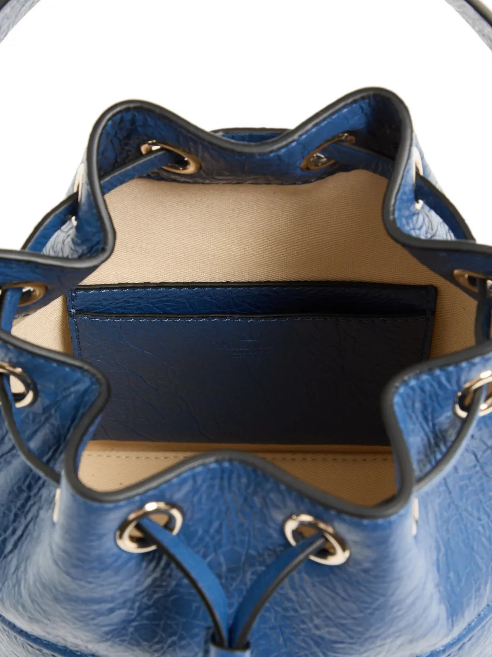VLogo Walk bucket bag in nappa leather