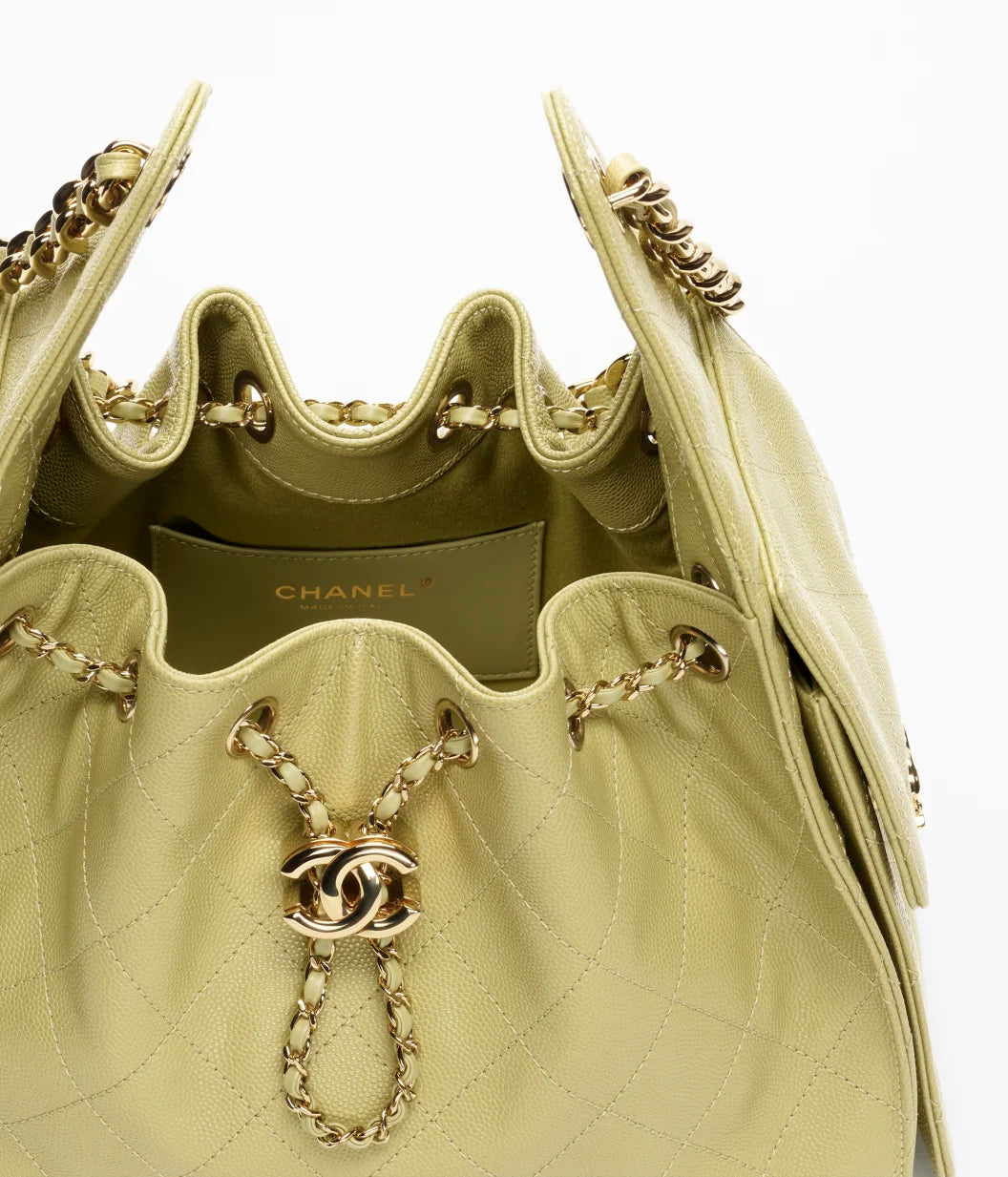 CHANEL 25 Small Handbag Grained Calfskin & Gold-Tone Metal Green