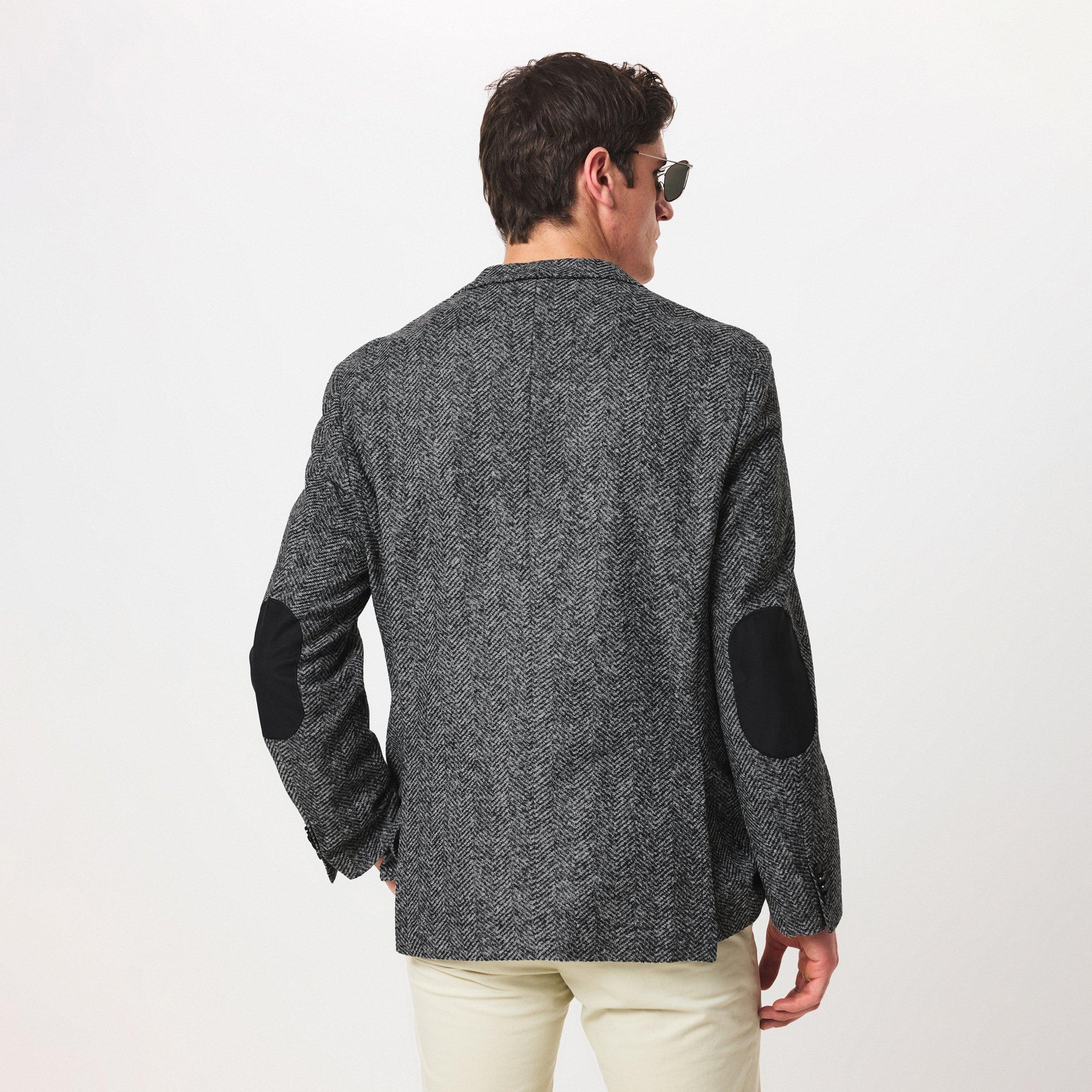 C-Jaye-J-Elbow-234 10265817 01 Mens