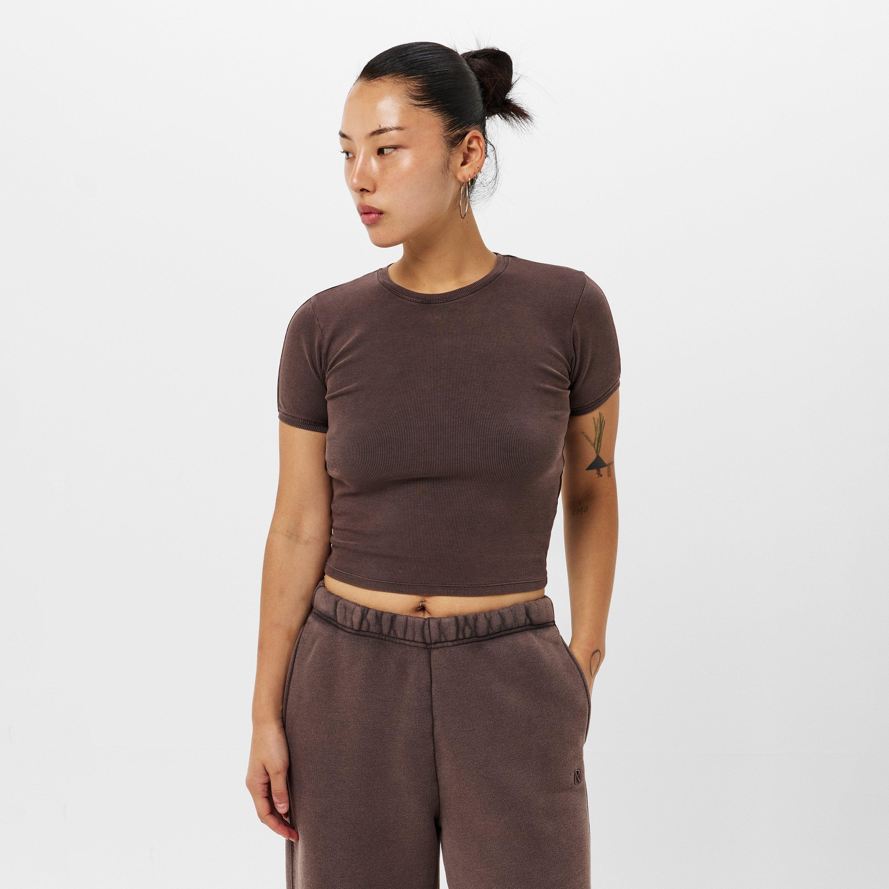 Cropped Slim Fit Baby Tee