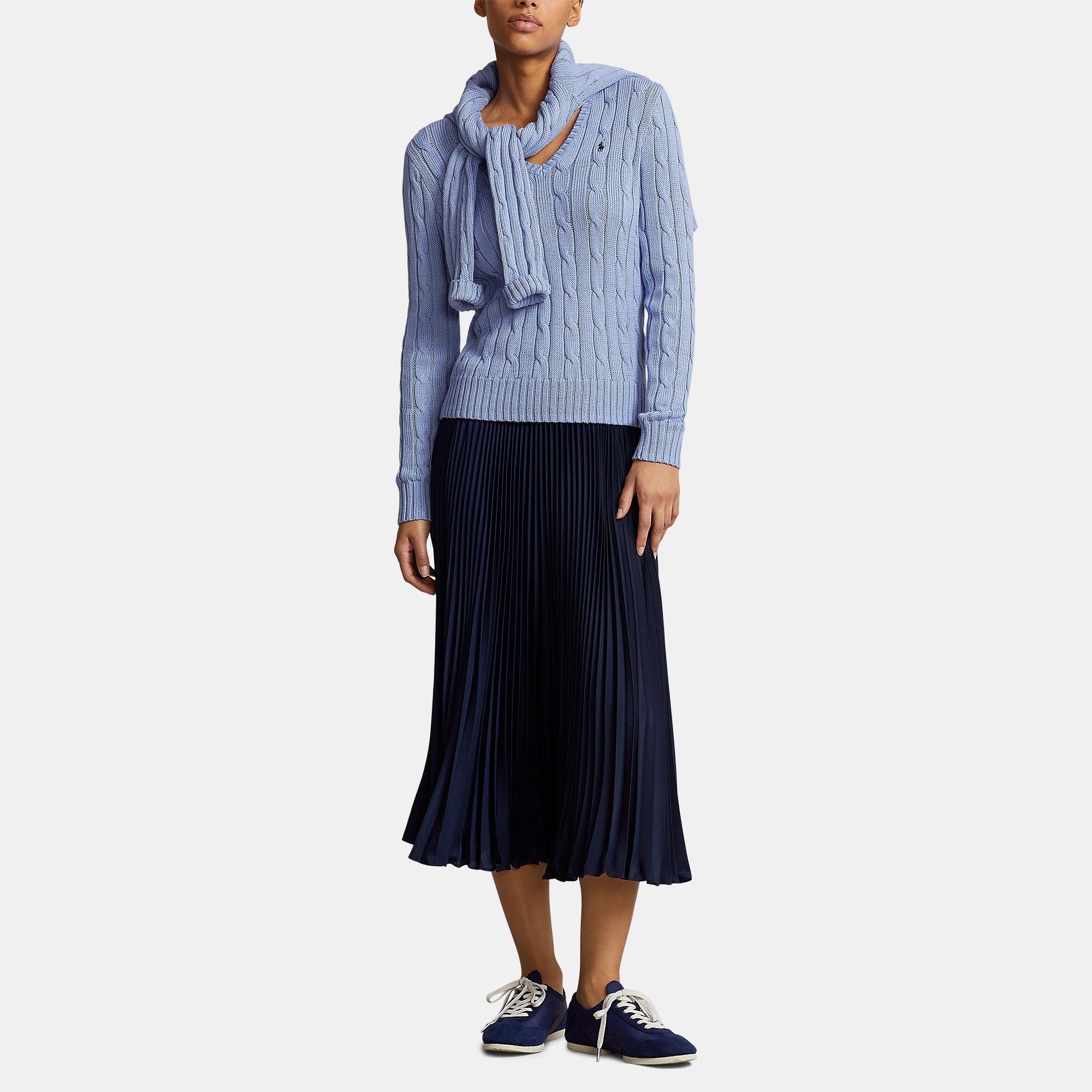 Women's Cable-Knit V-neck Jumper