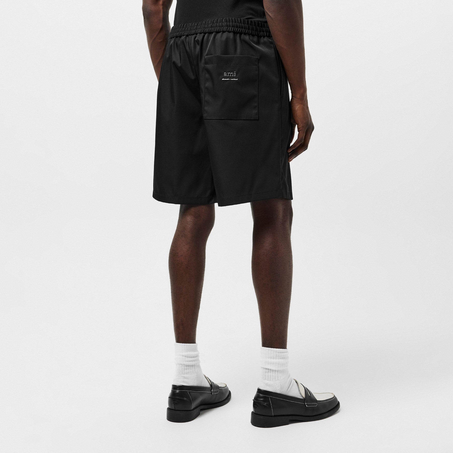 Ami Ami Txt Short Sn52