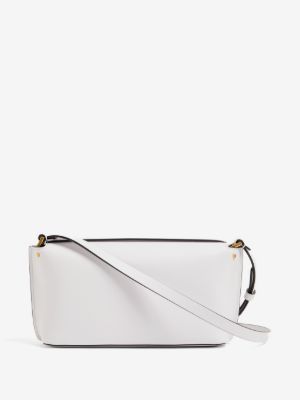 Rockstud chain pouch in grainy calfskin