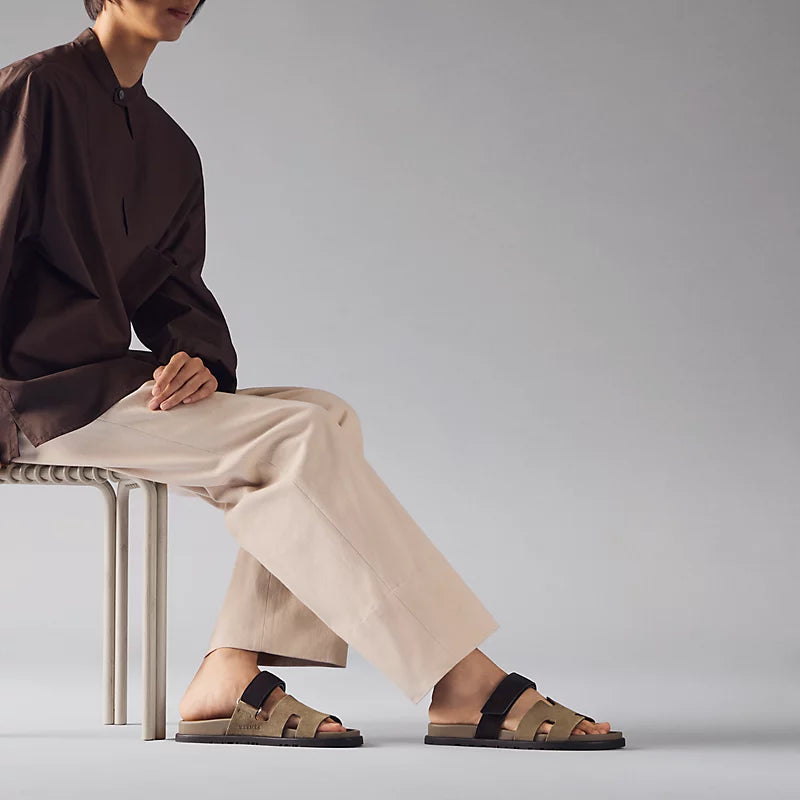 Chypre sandal in Étoupe / Noir