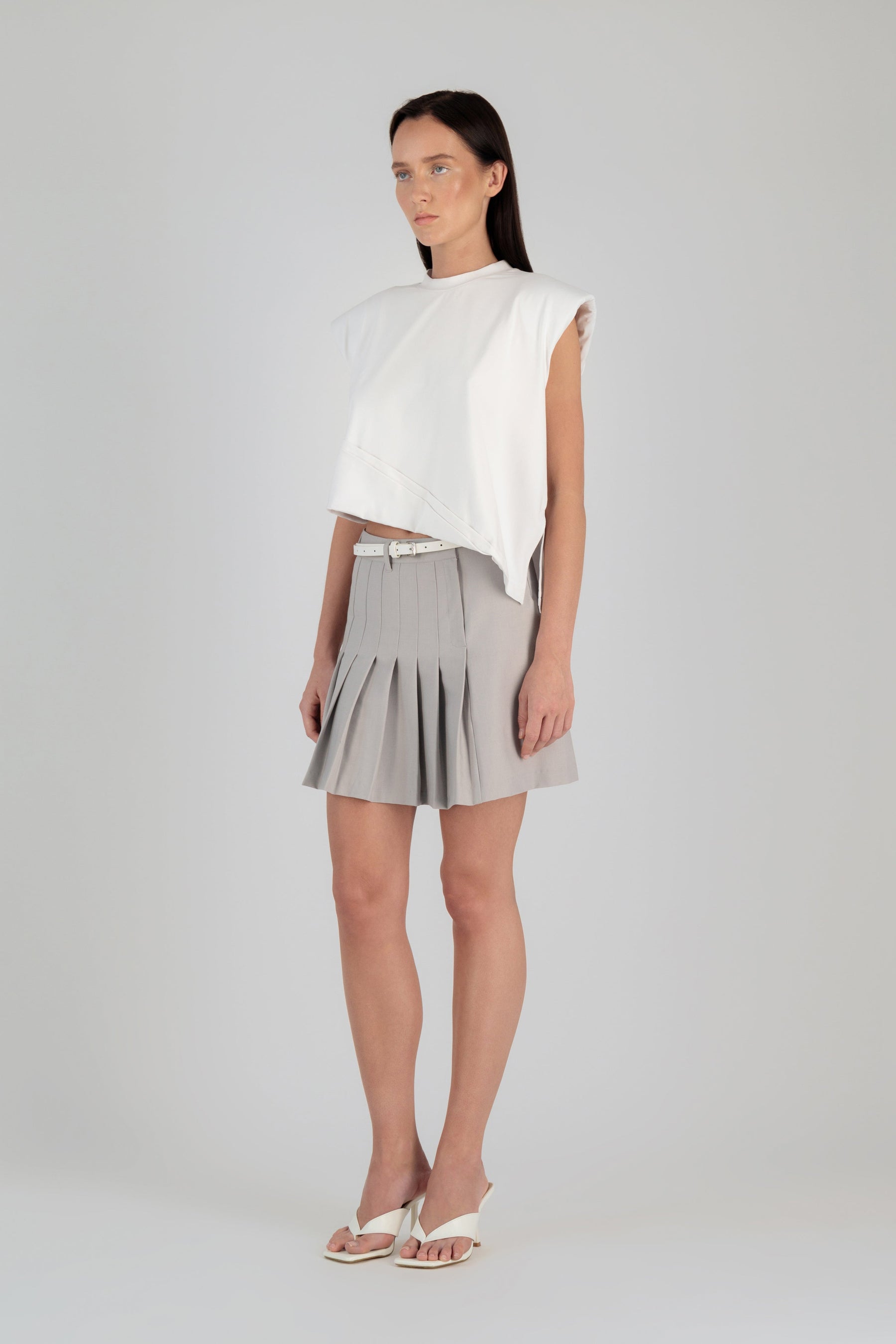 SLEEVELESS FOLD OVER TEE