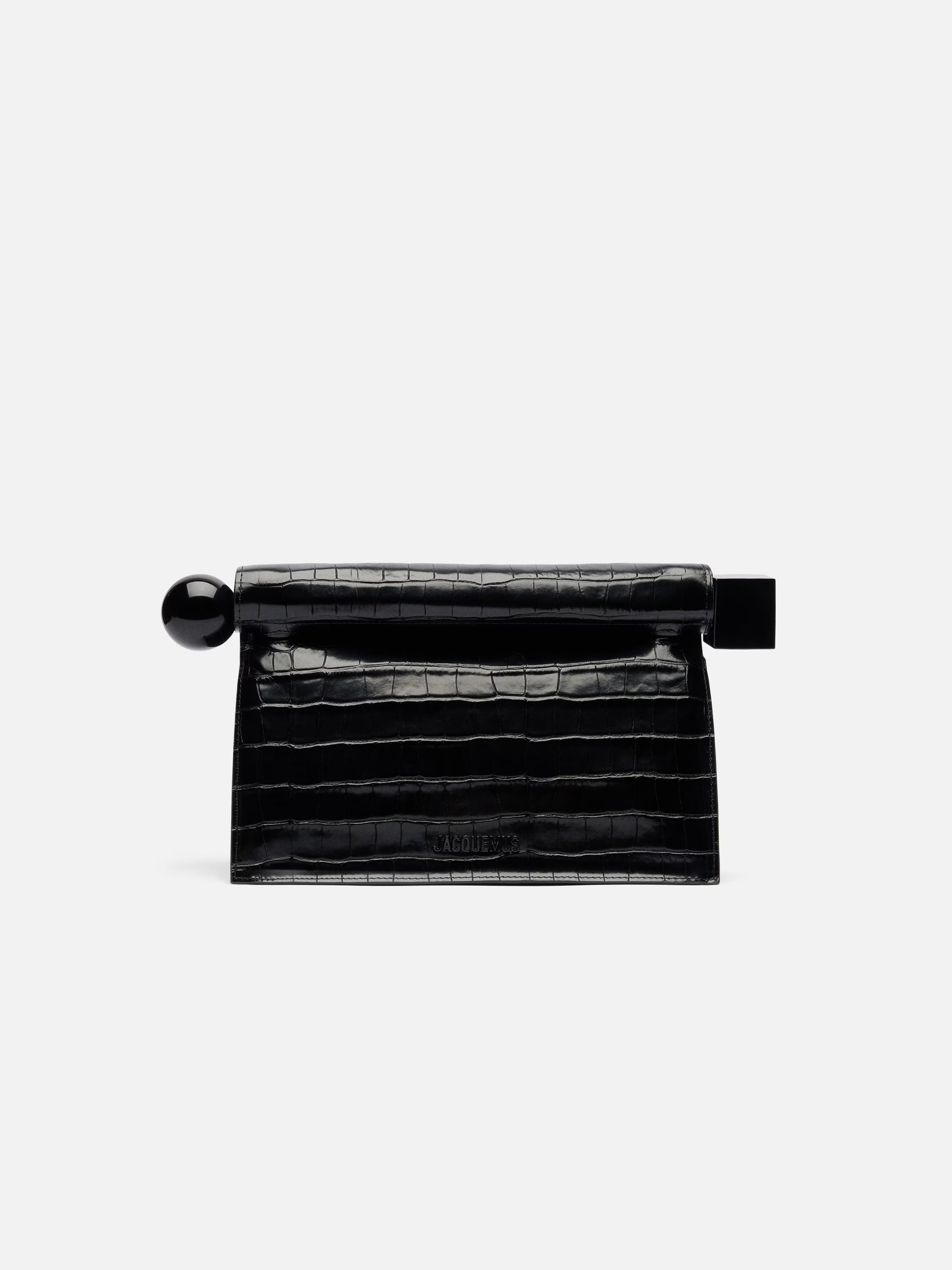The Rond Carré clutch Take-out clutch.