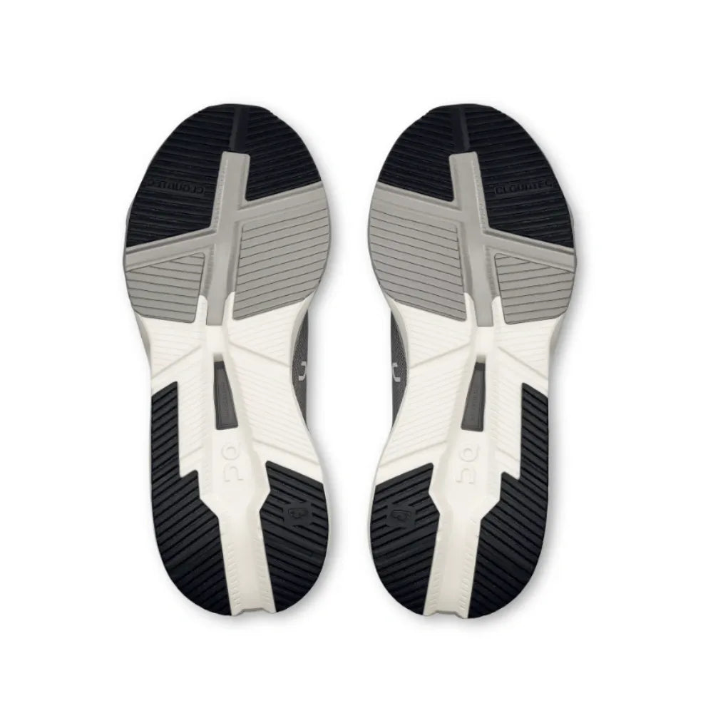 On Running Cloudnova X Alloy | Black