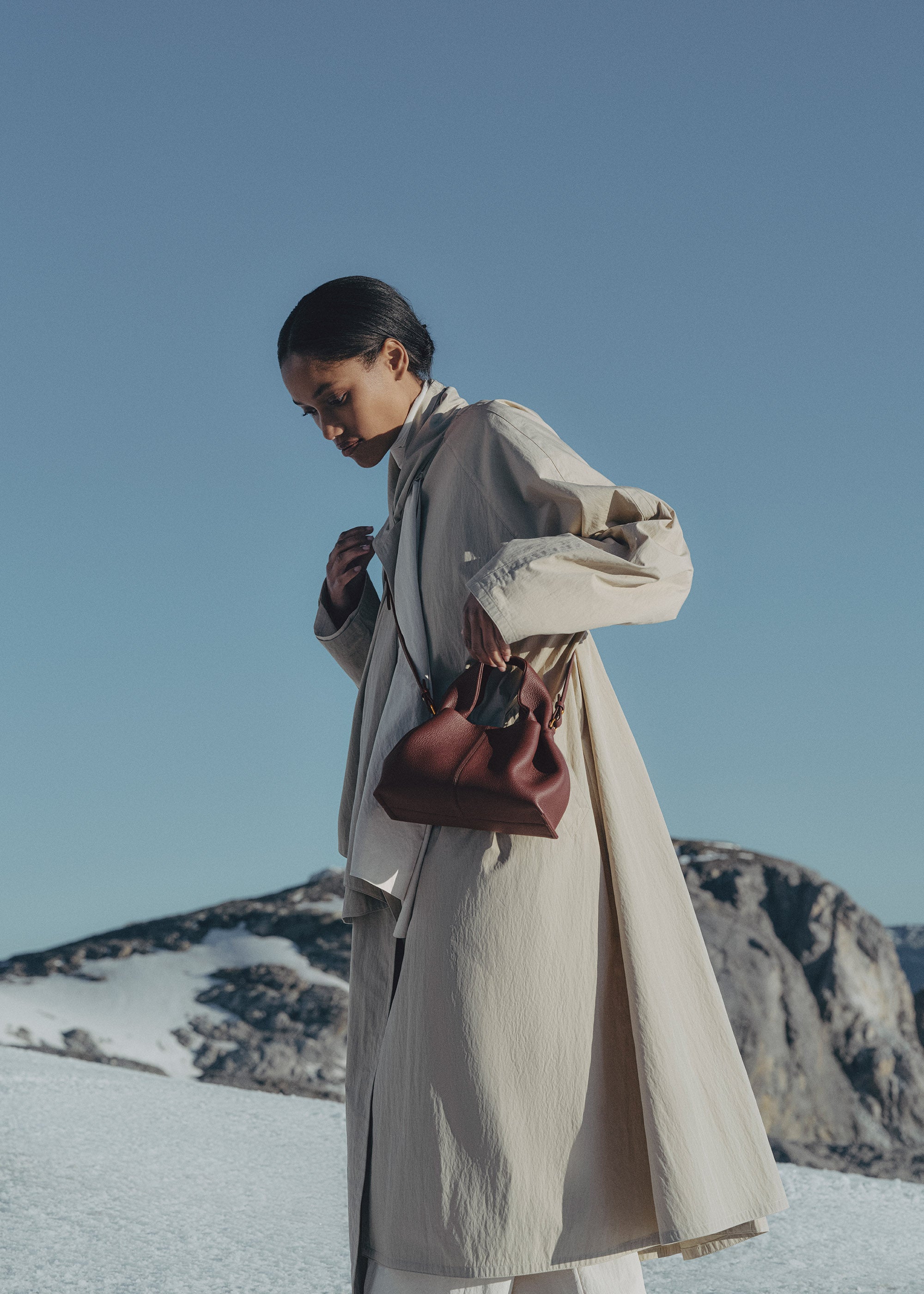 Numéro Neuf Mini - Textured Black Cherry