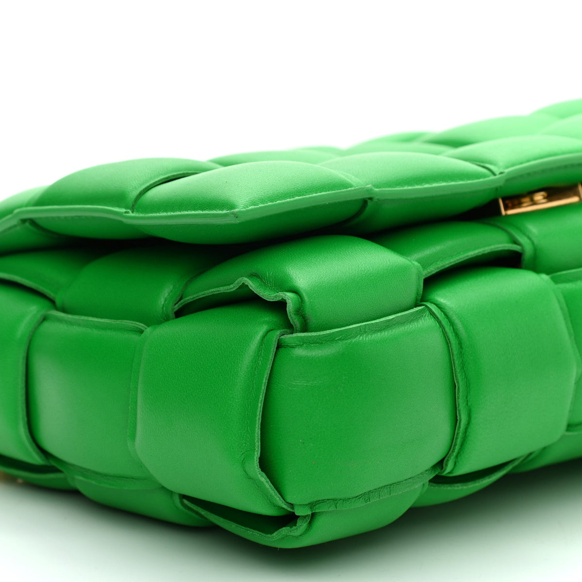 Lambskin Maxi Intreccio Padded Chain Cassette Crossbody Bag Parakeet