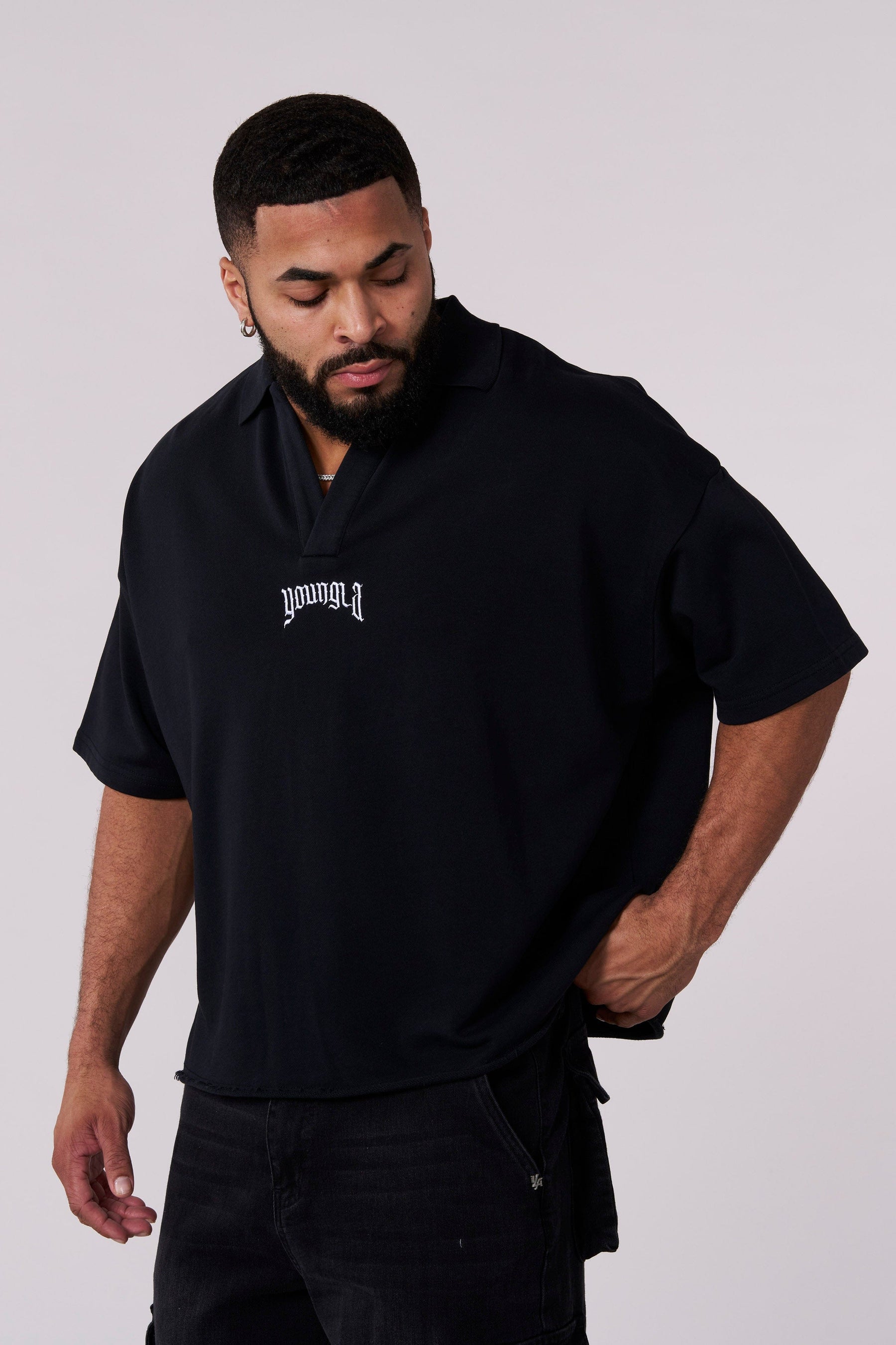 4057 - Menace Polos