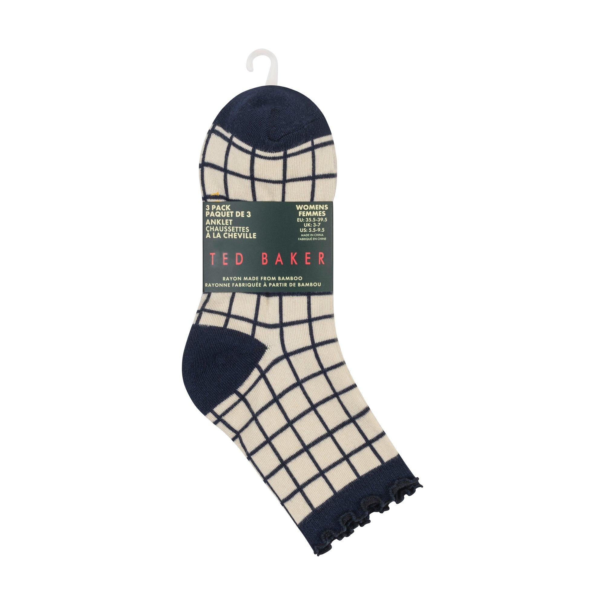 Ruffle Ankle Socks