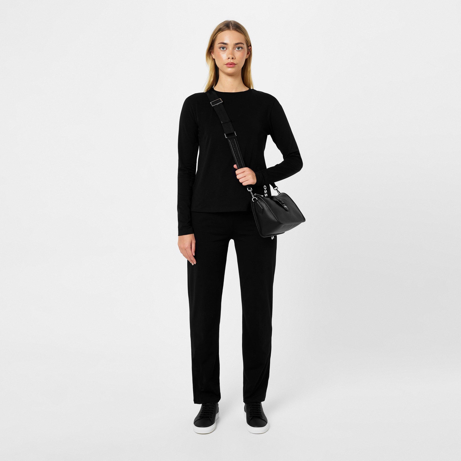 Betsy_Long Set 10241810 01