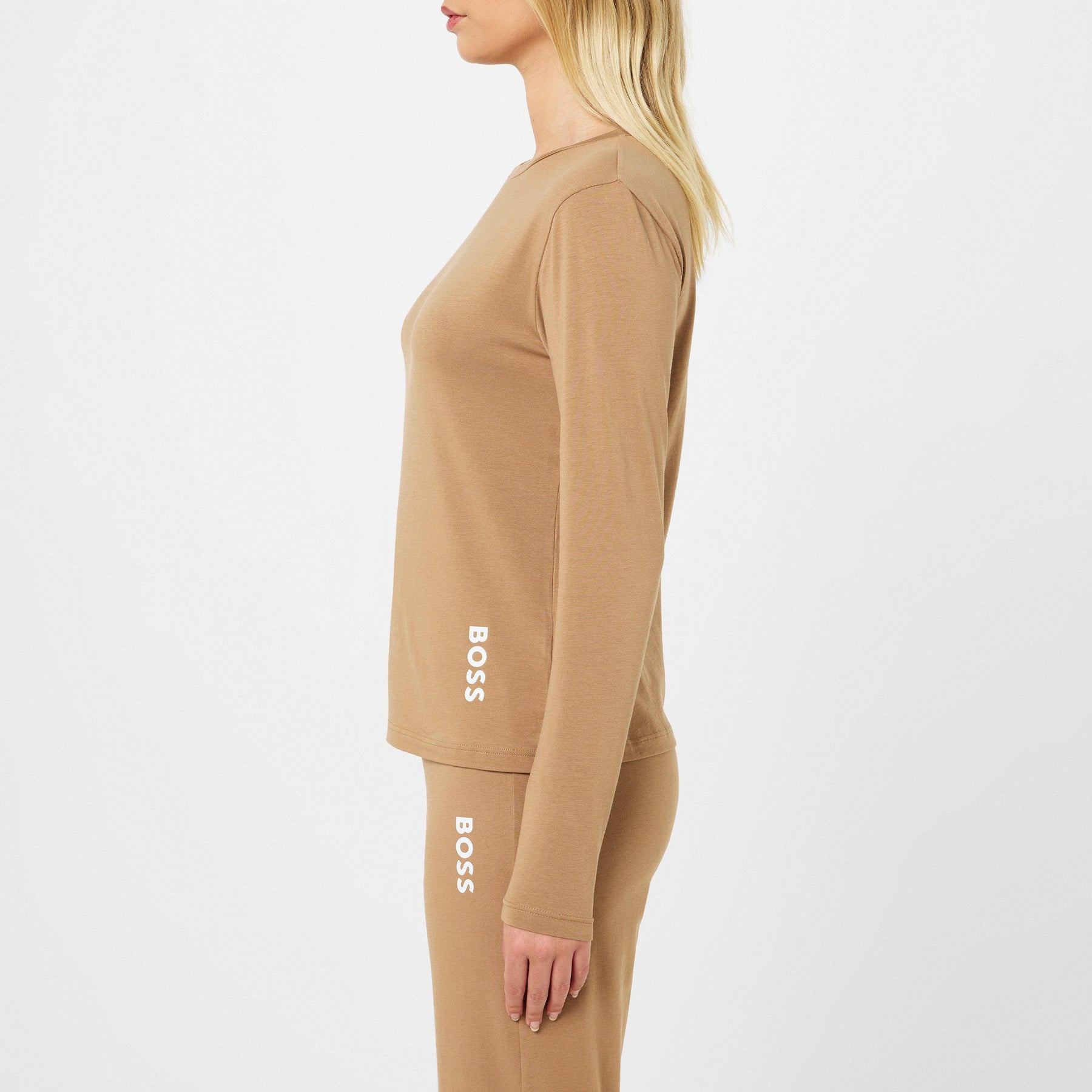 Betsy_Long Set 10241810 01