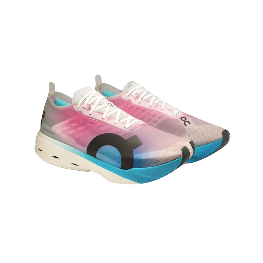 On Running Cloudboom Strike White | Horizon