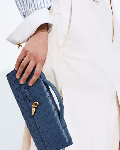 BOTTEGA VENETA Andiamo Long Clutch