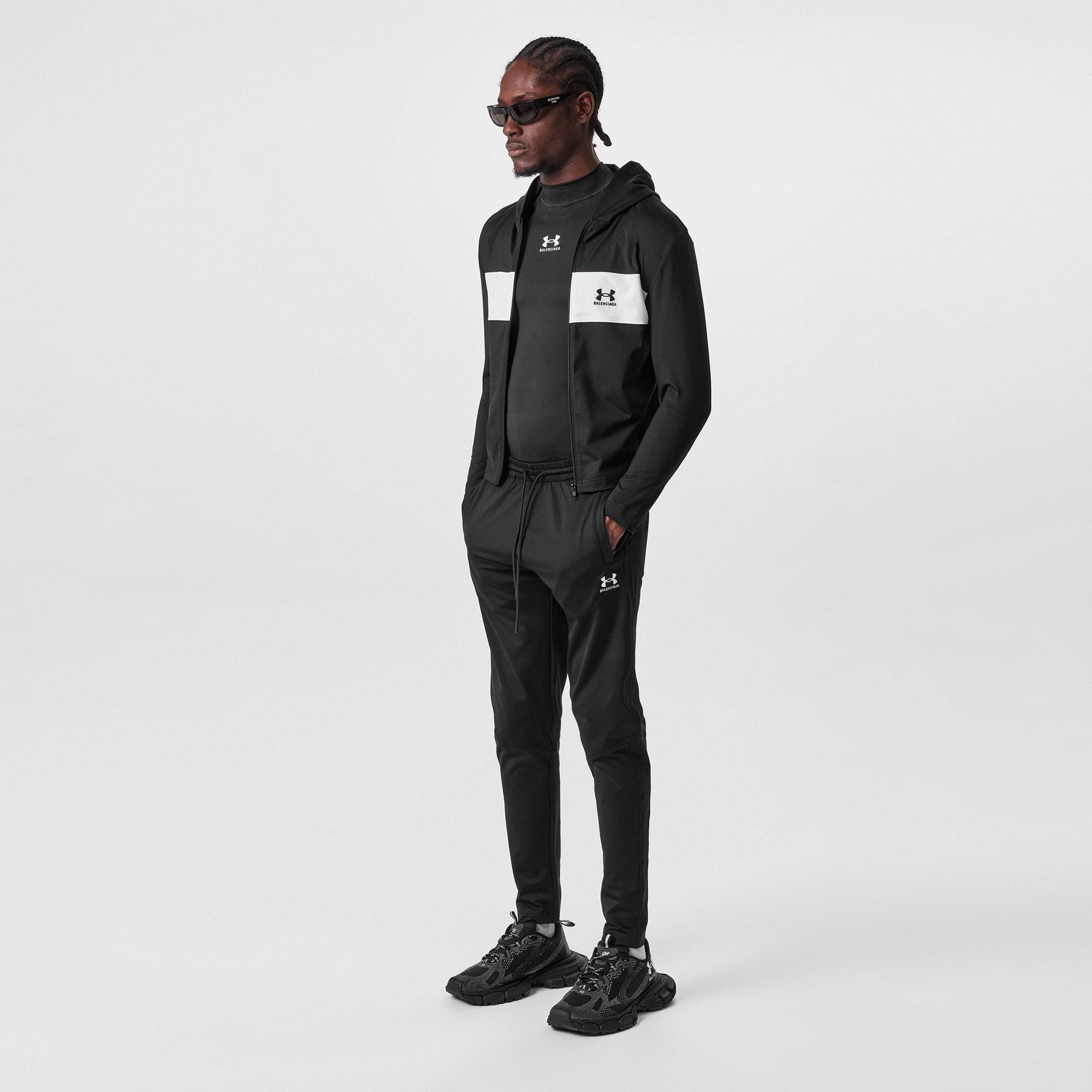 X Under Armour Zip Up Hoodie