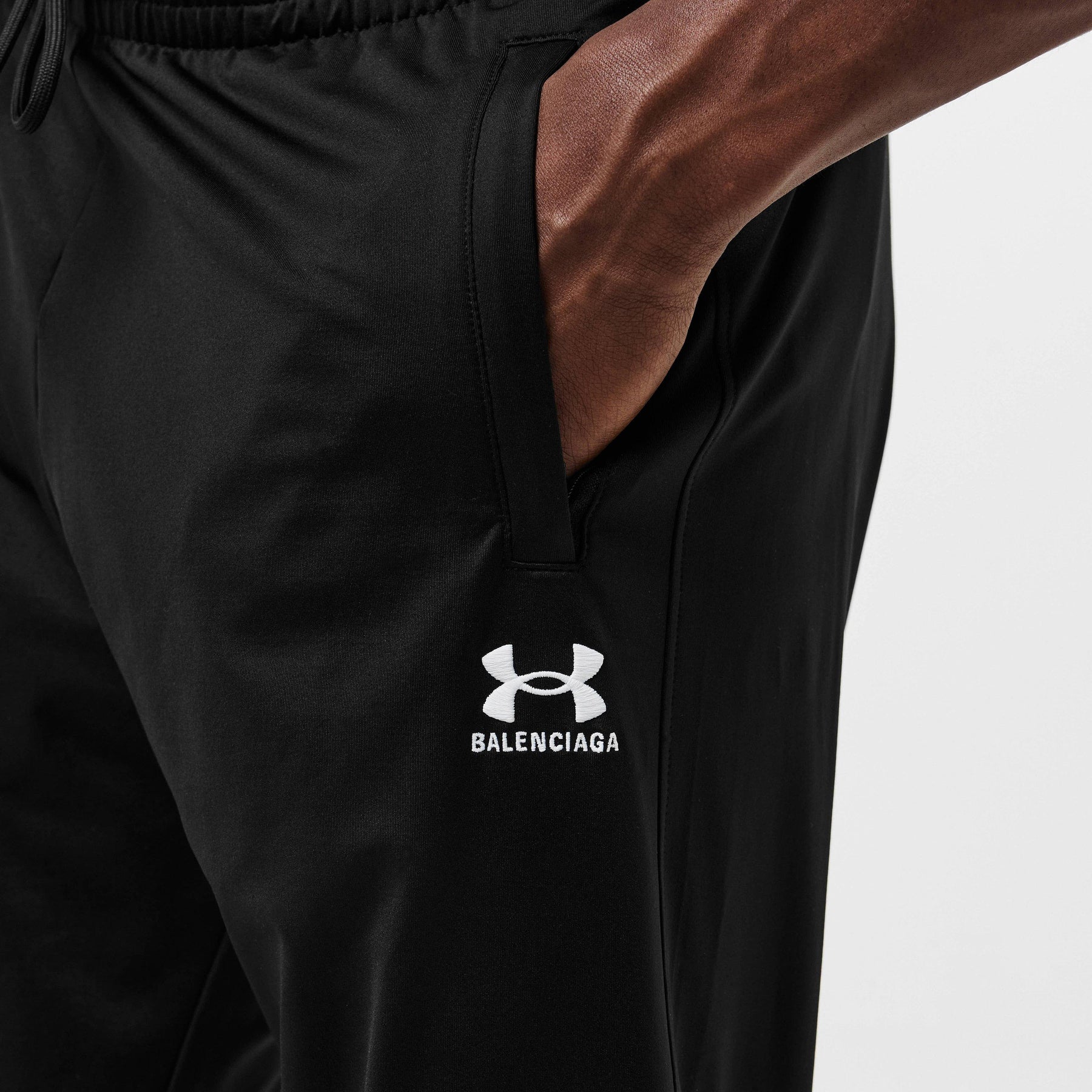 X Under Armour Tapered Sweatpants