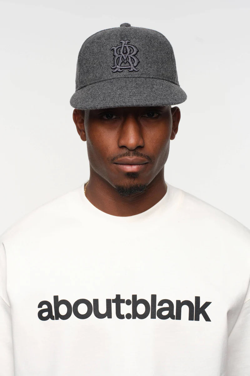 Block mock neck t-shirt - oat/black