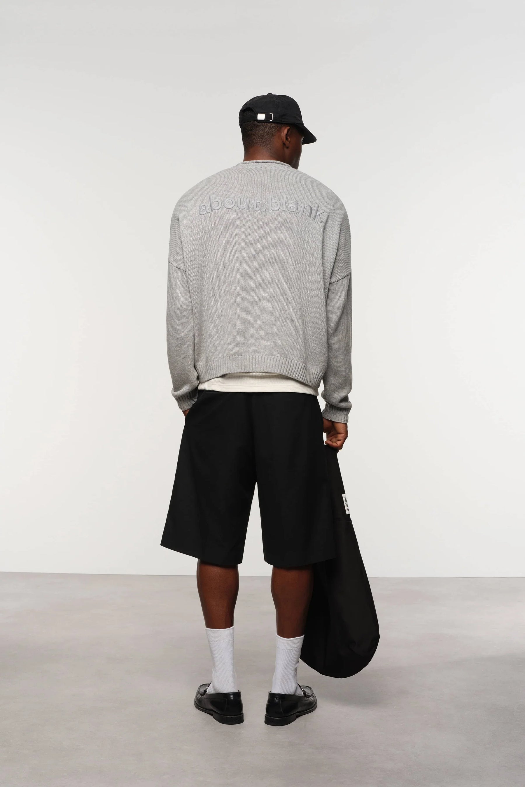 Loose knit rolled crewneck