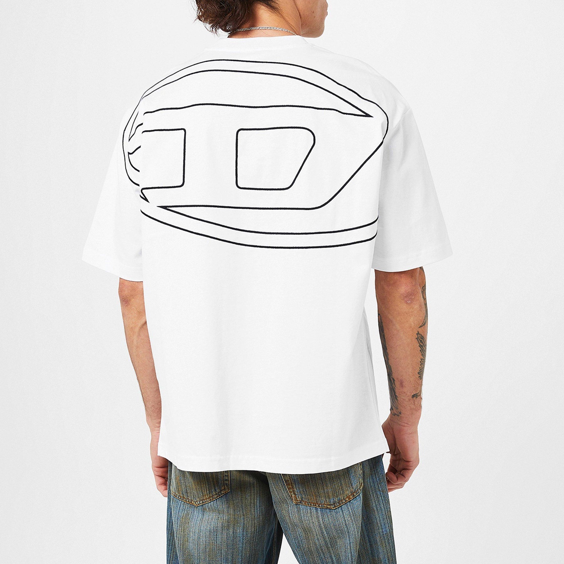 Maxi Oval D T-Shirt