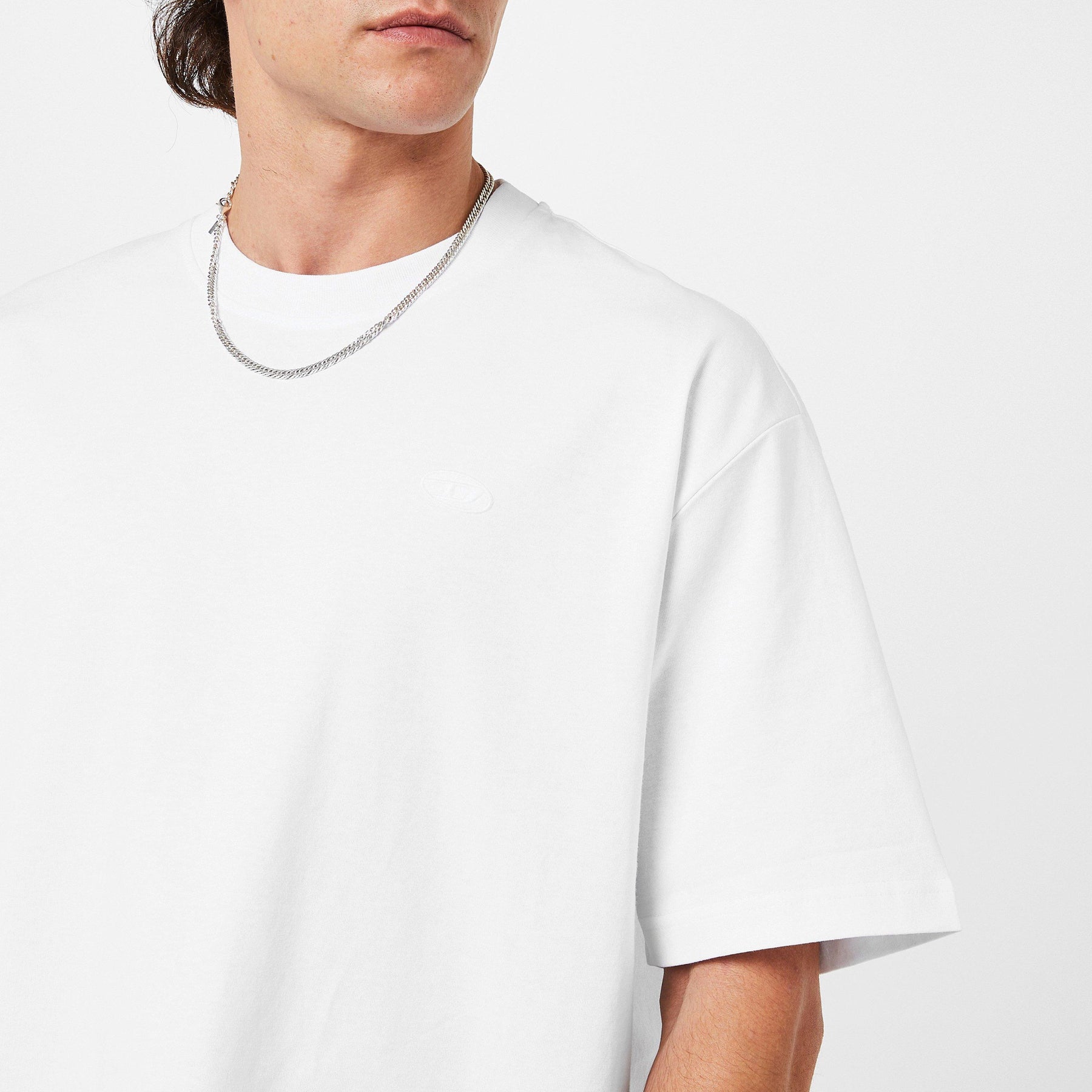 Maxi Oval D T-Shirt