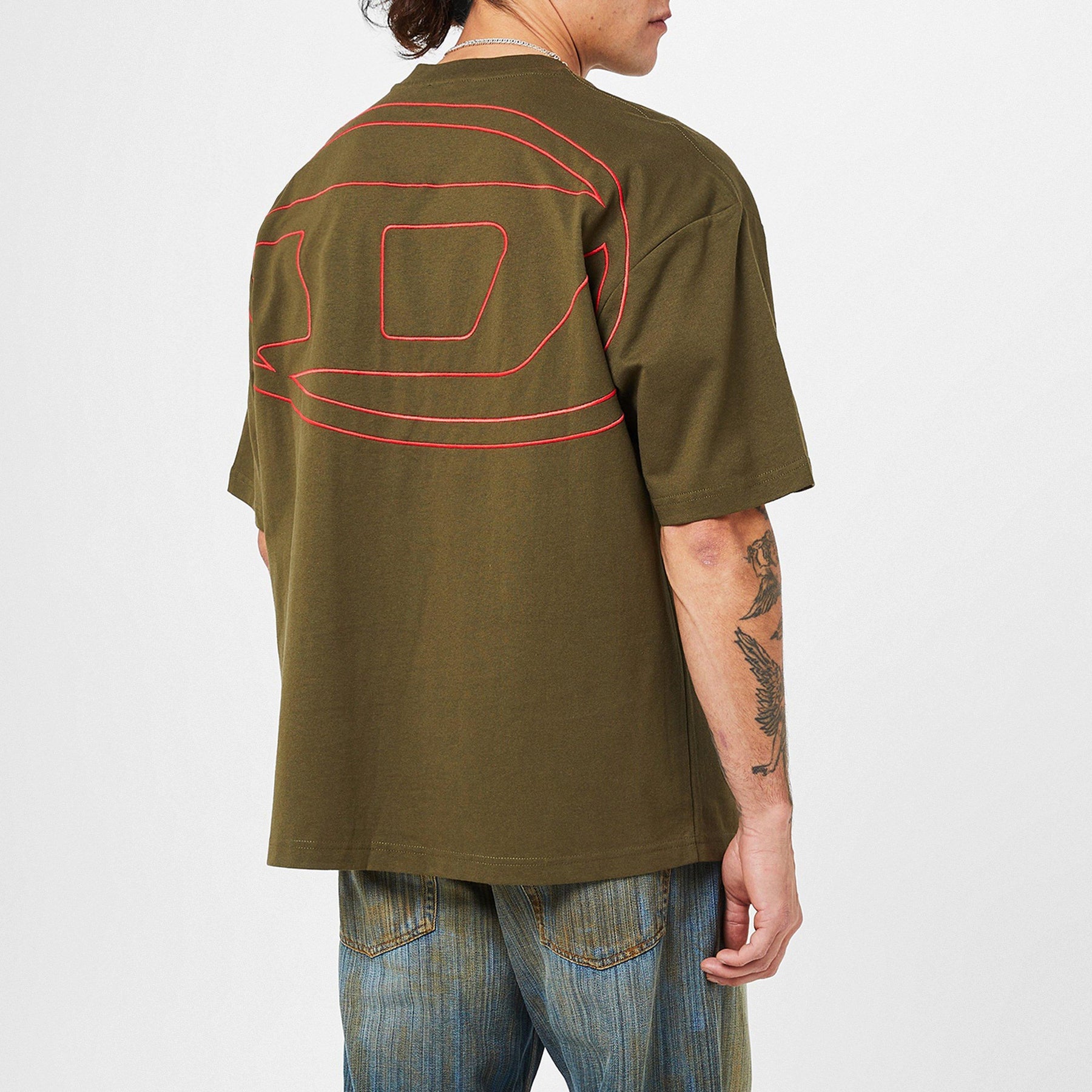 Maxi Oval D T-Shirt