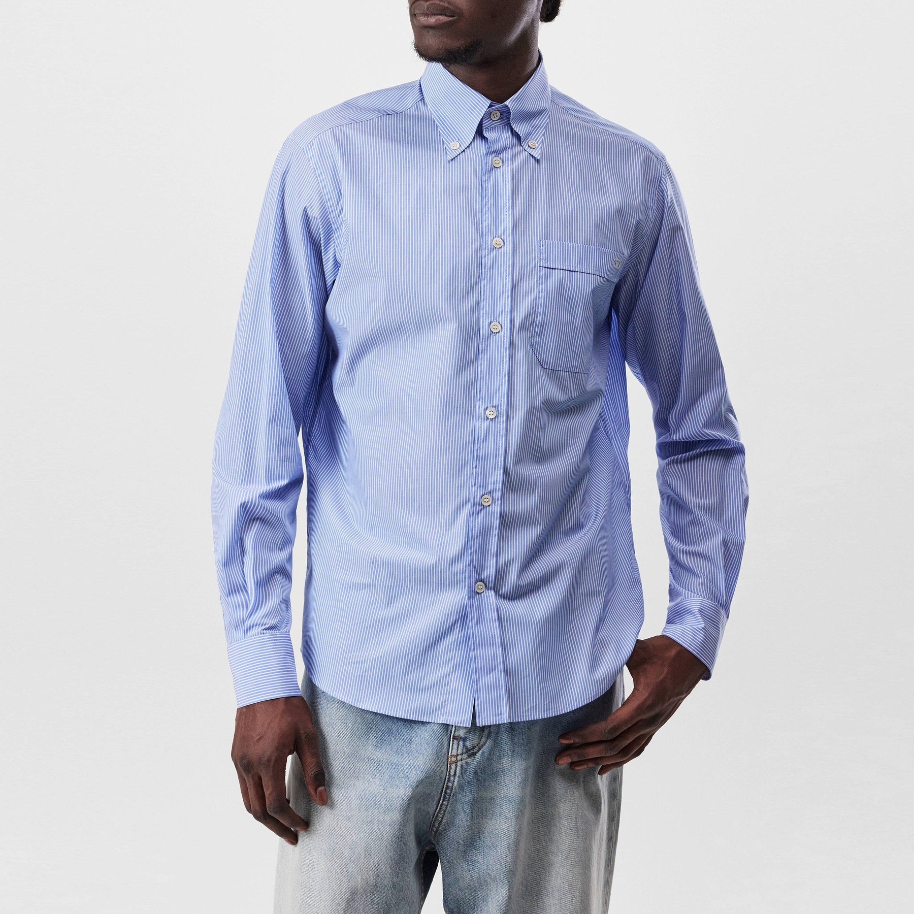 Embroidered V-Logo Signature Striped Shirt