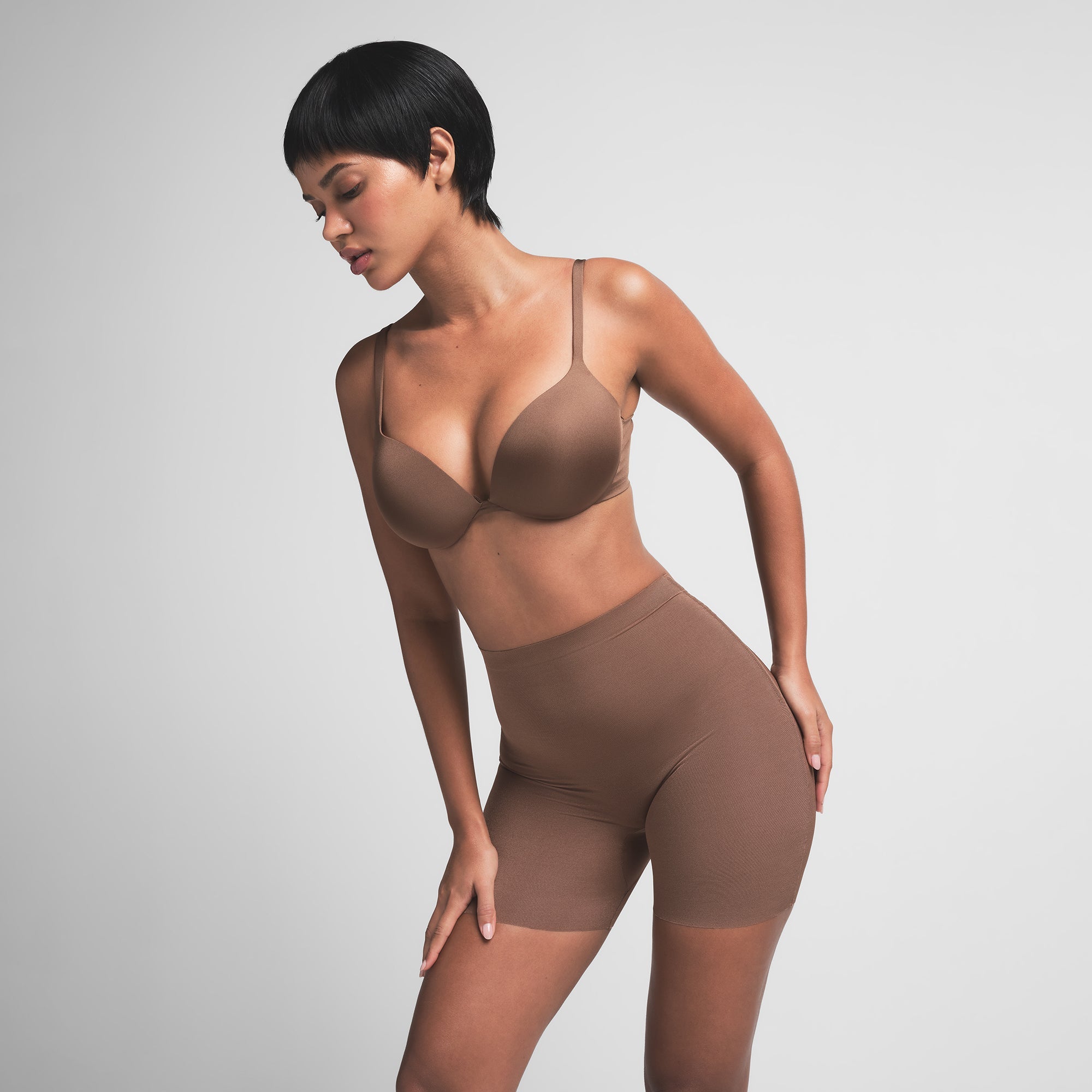 Sheer Sculpt Low Back Short