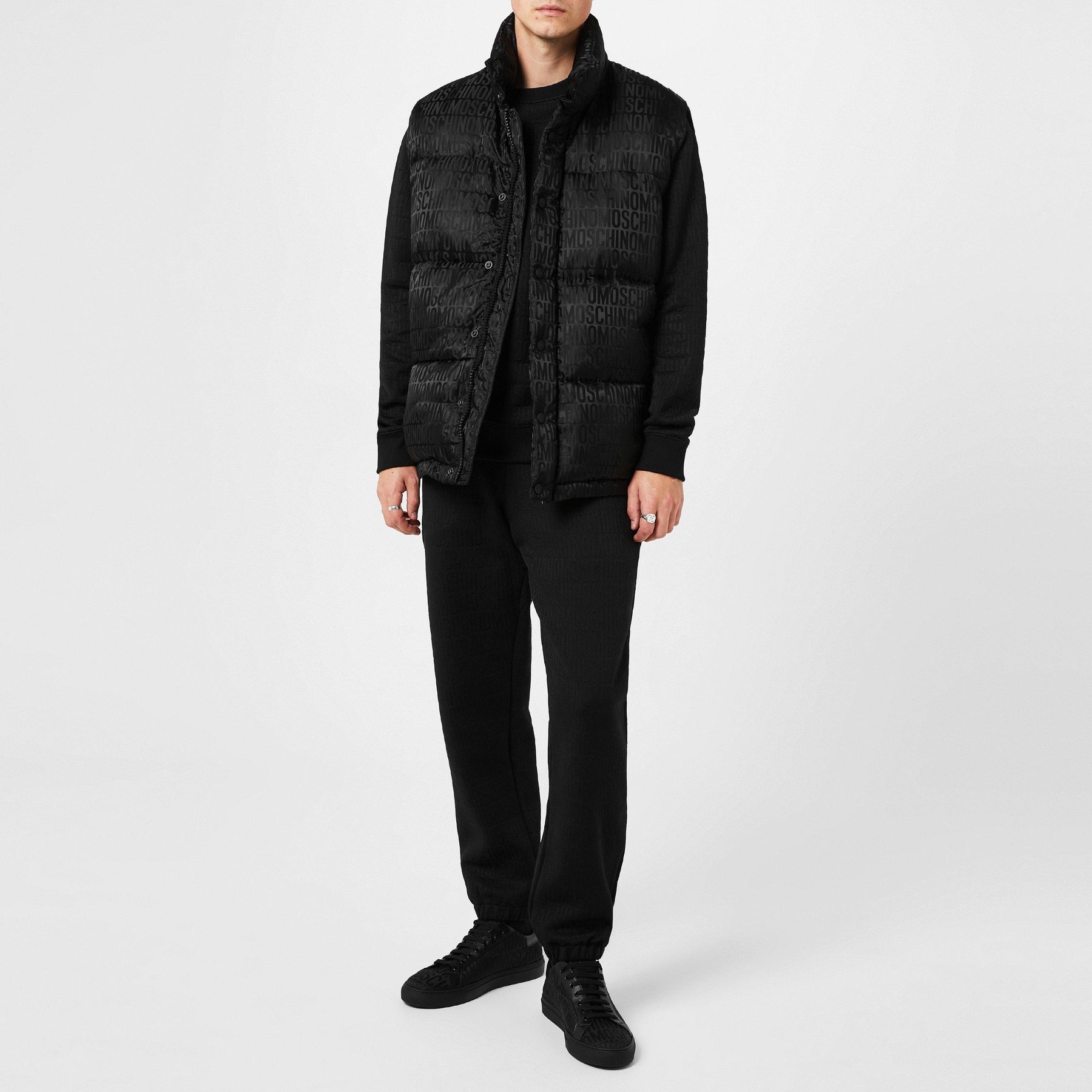 All-Over Logo Gilet