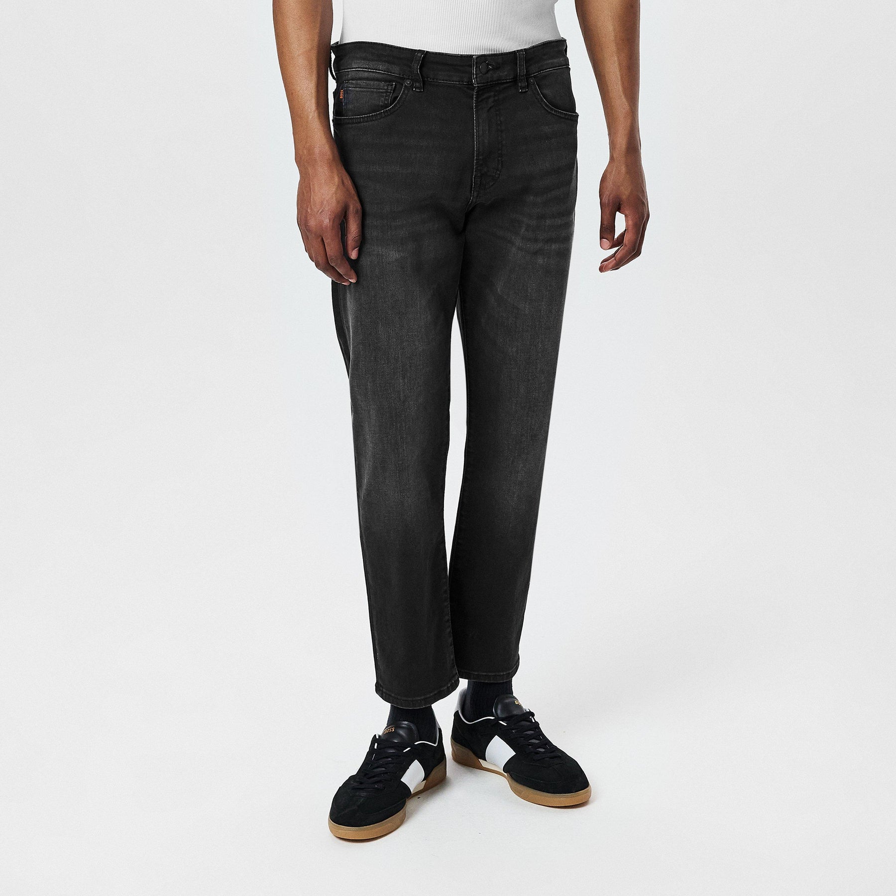 Straight Jeans