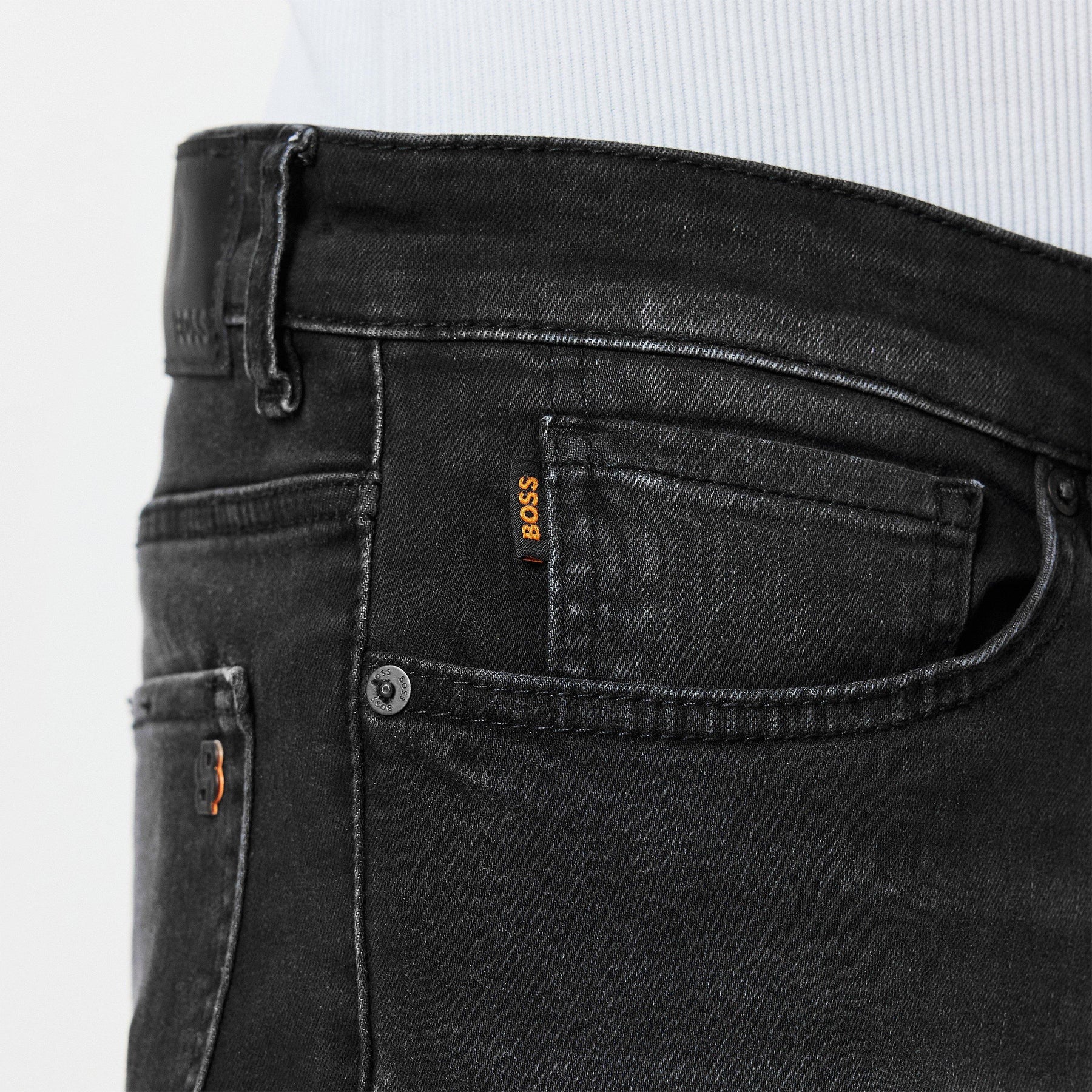 Straight Jeans