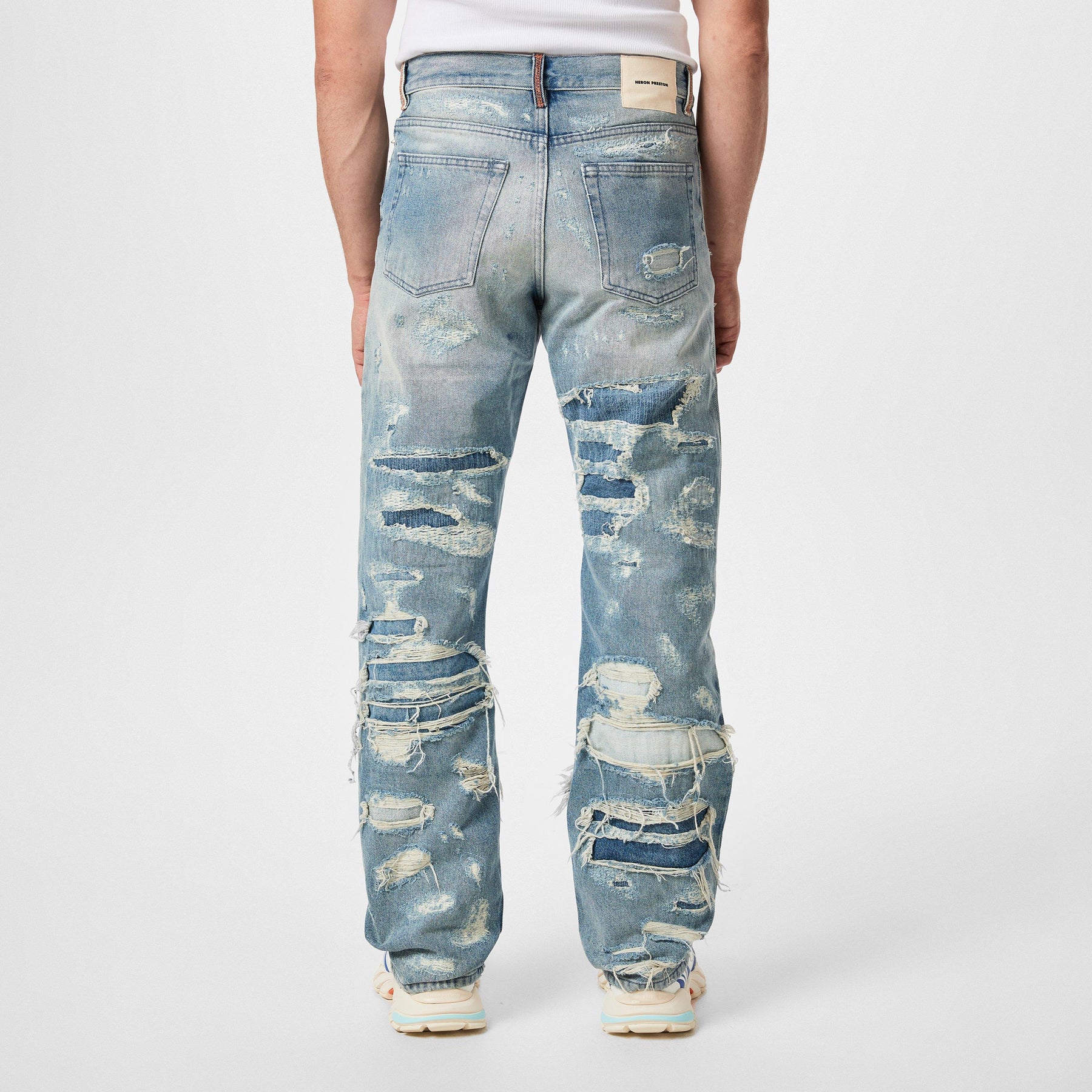 Super Distressed 5 Pocket Jeans